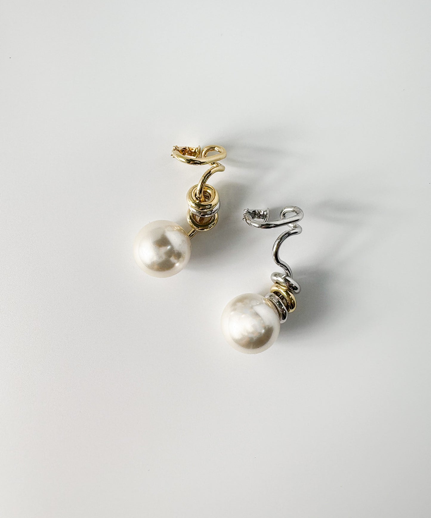 パールライクツイストイヤーカフ(右用)【Gold】