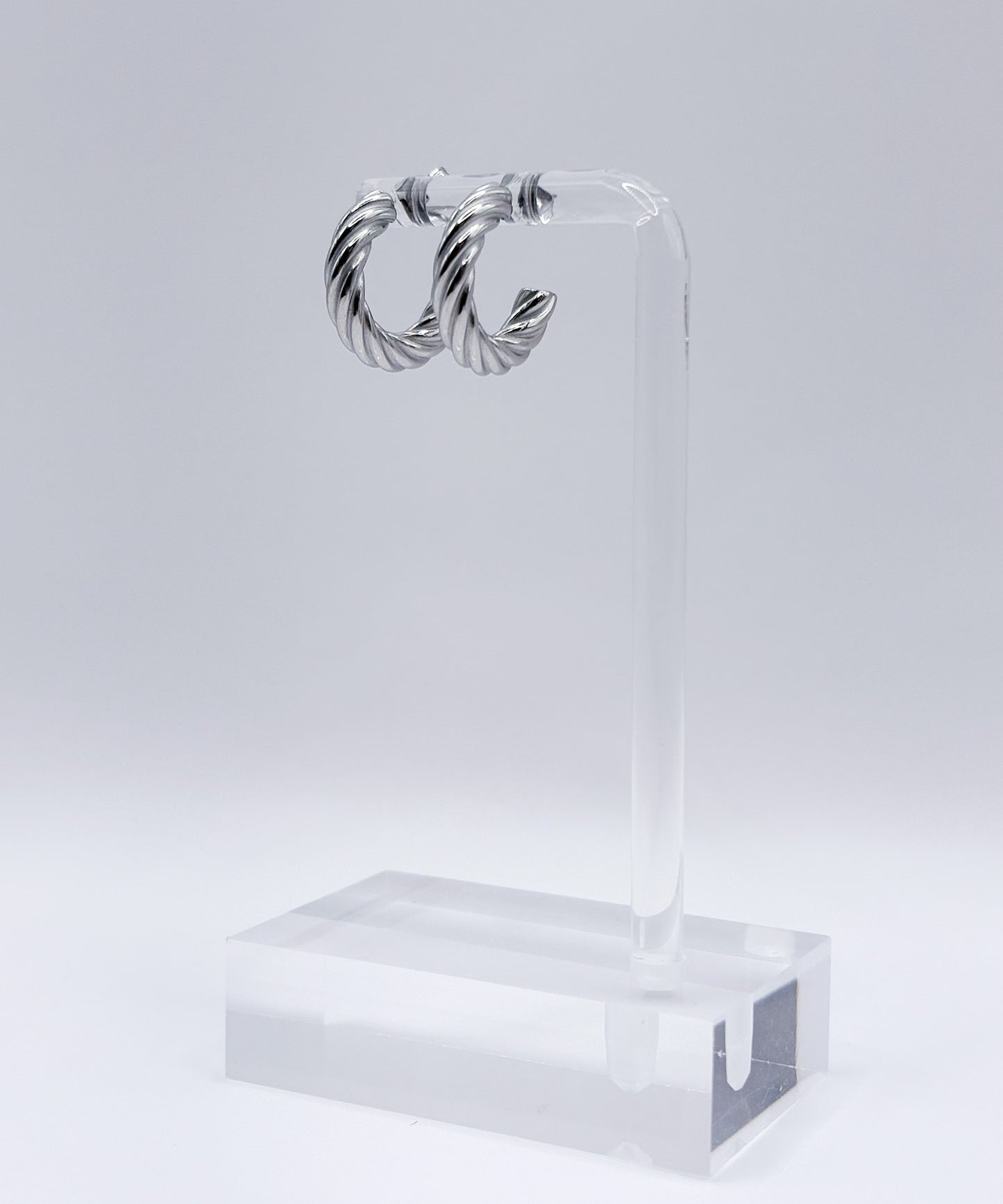 型押しラインスモールピアス【Silver】