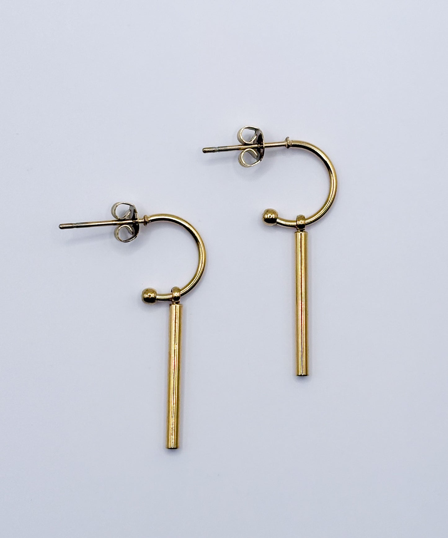 スウェイスティックピアス【Gold】