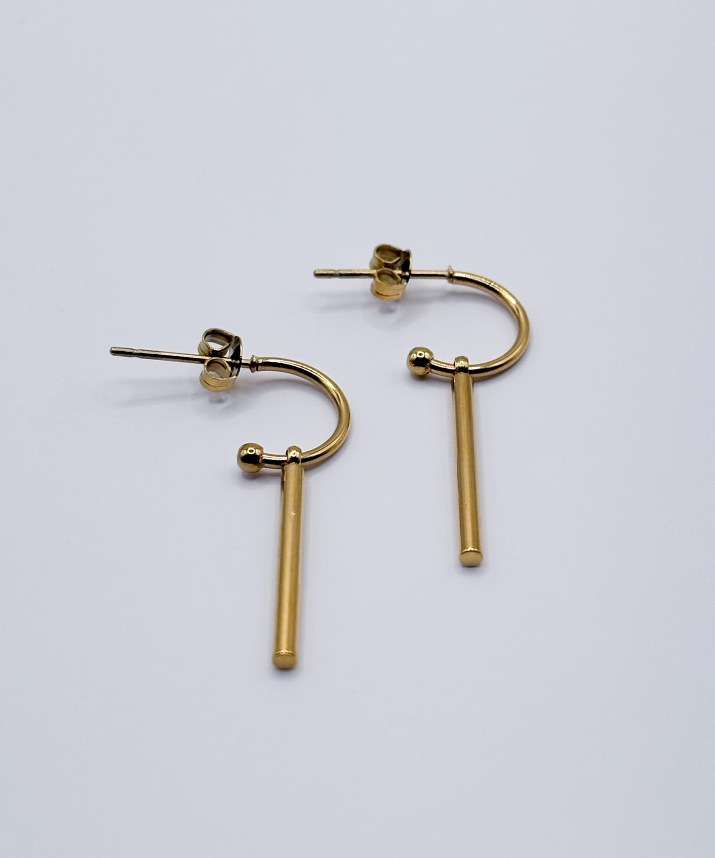 スウェイスティックピアス【Gold】