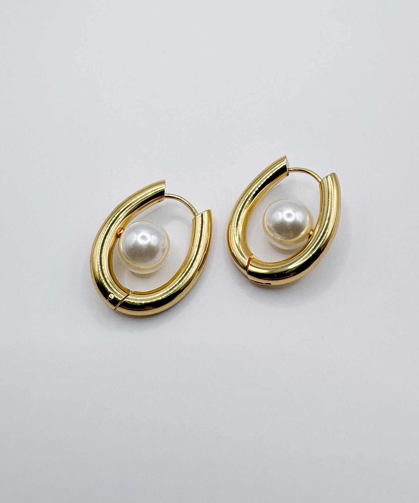 サークルセンターパールピアス【Gold】