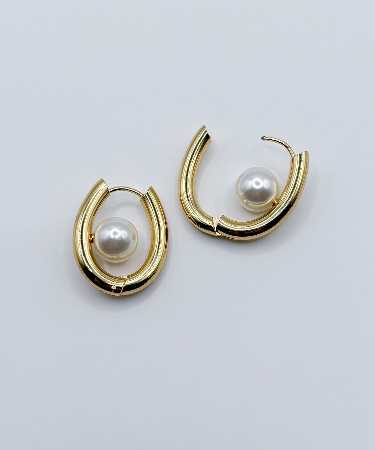 サークルセンターパールピアス【Gold】