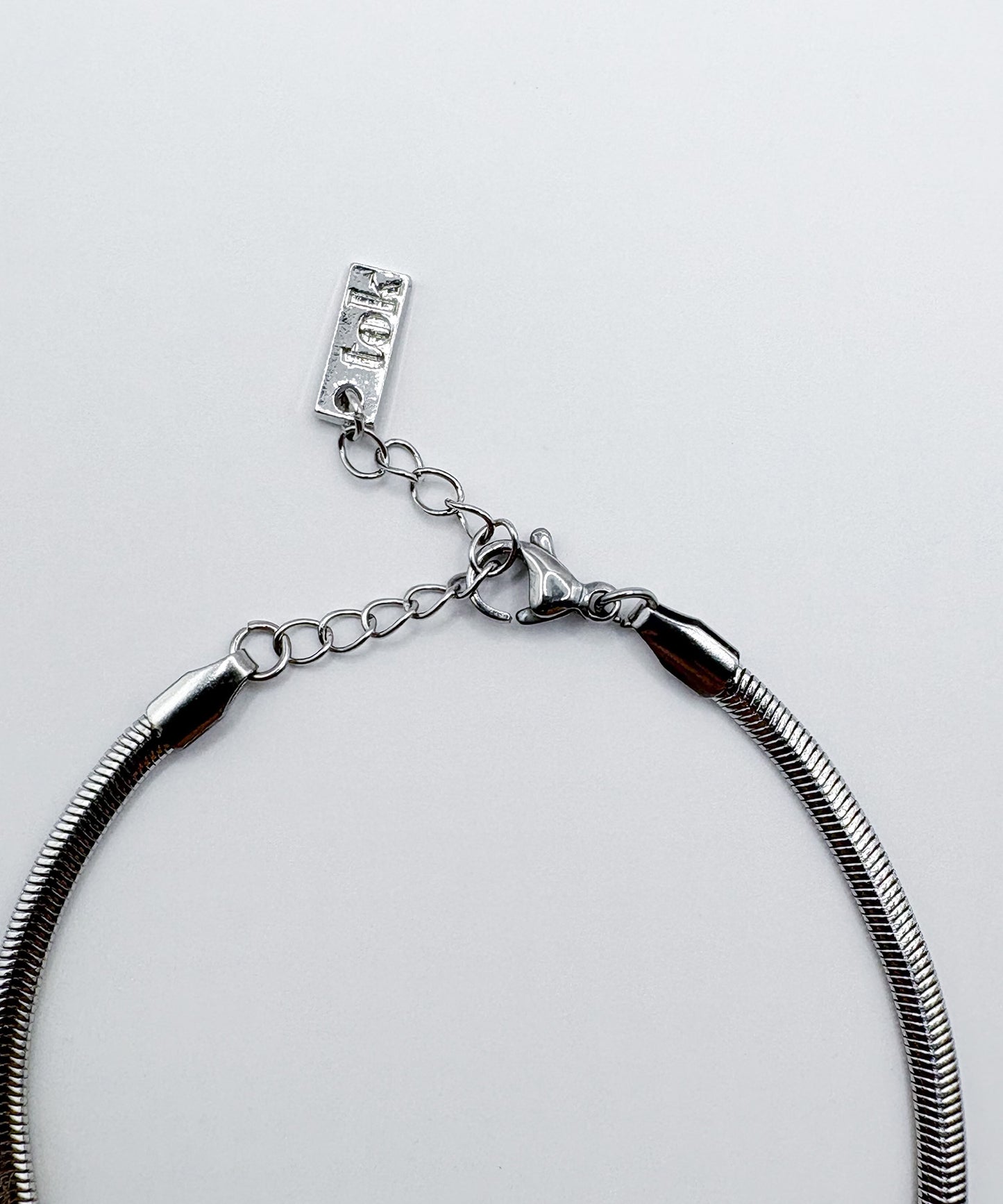 ベーシックスネークチェーンブレスレット【Silver】