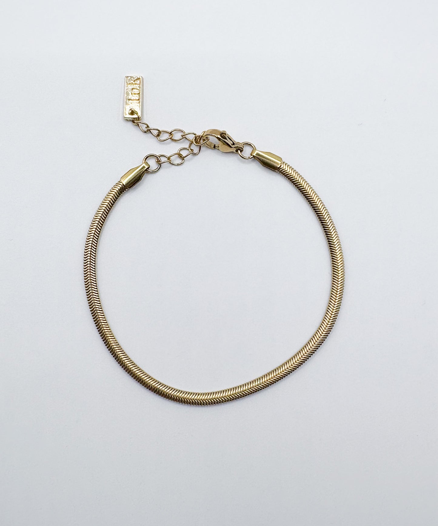 ベーシックスネークチェーンブレスレット【Gold】