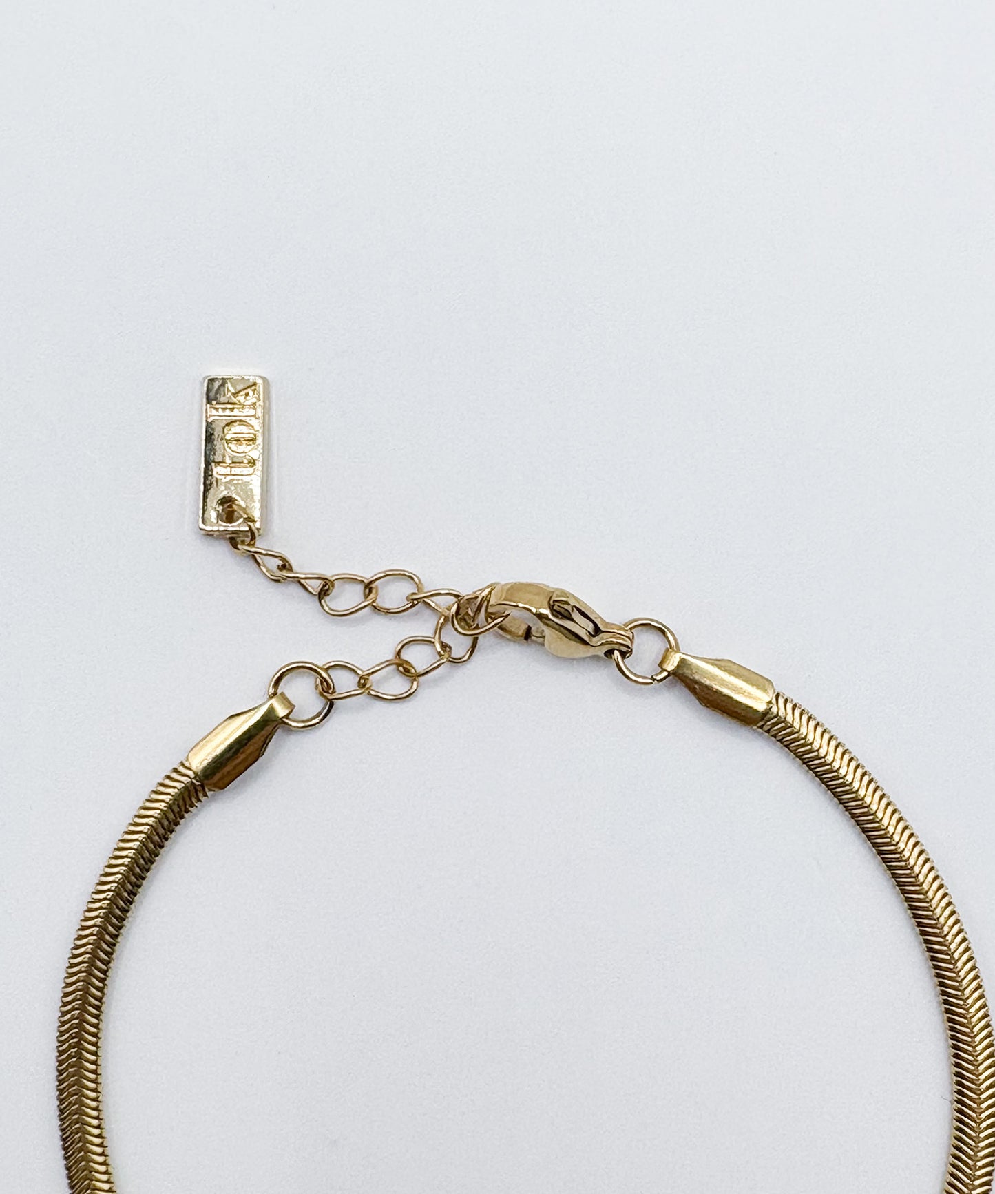 ベーシックスネークチェーンブレスレット【Gold】