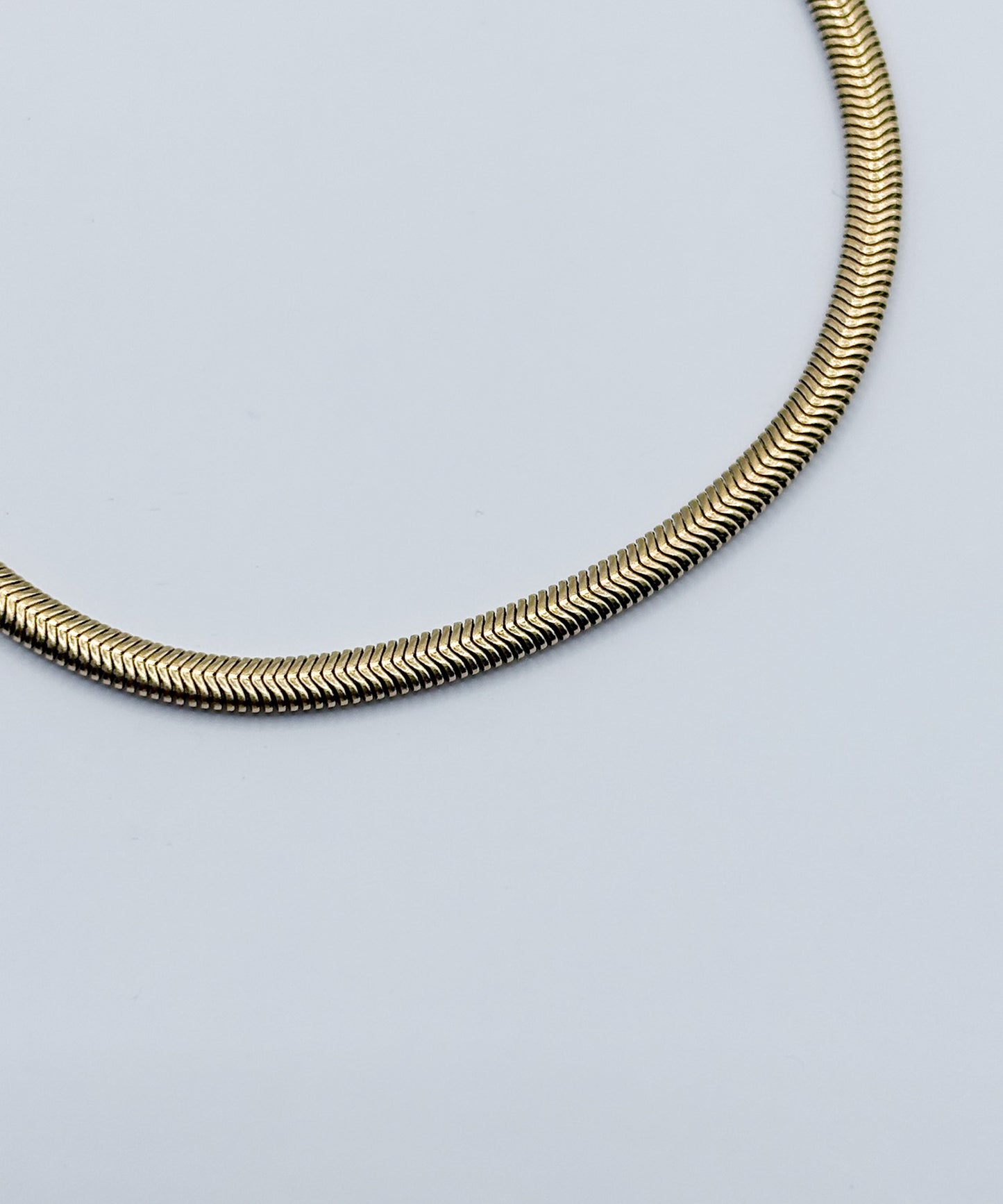 ベーシックスネークチェーンブレスレット【Gold】