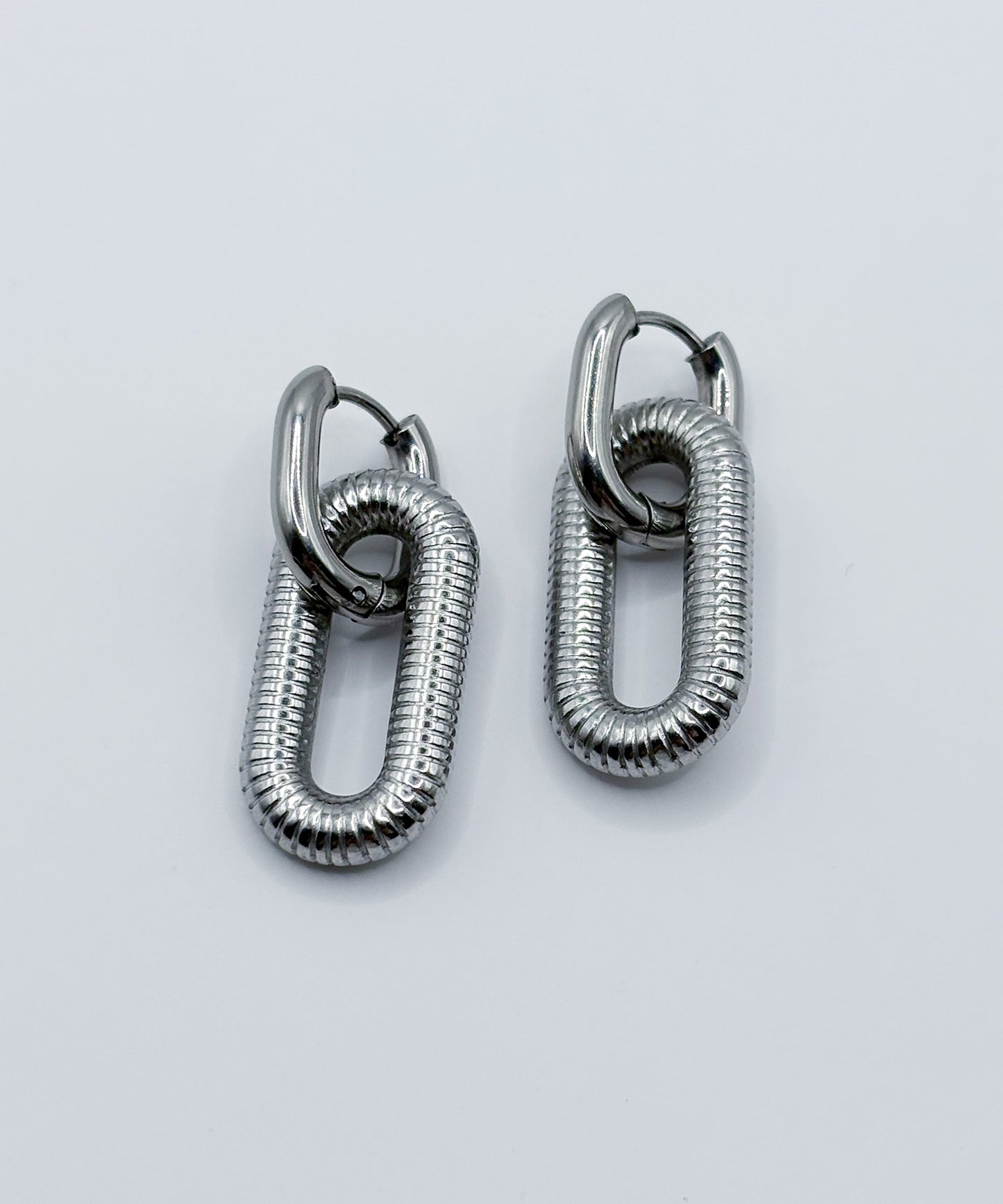 オーバルコイル風ピアス【Silver】