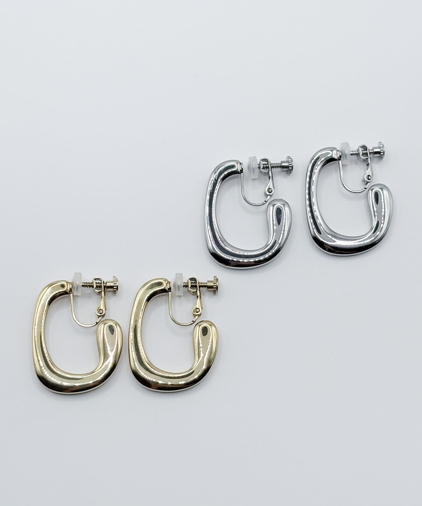 ラウンドネスカーブイヤリング【Gold】