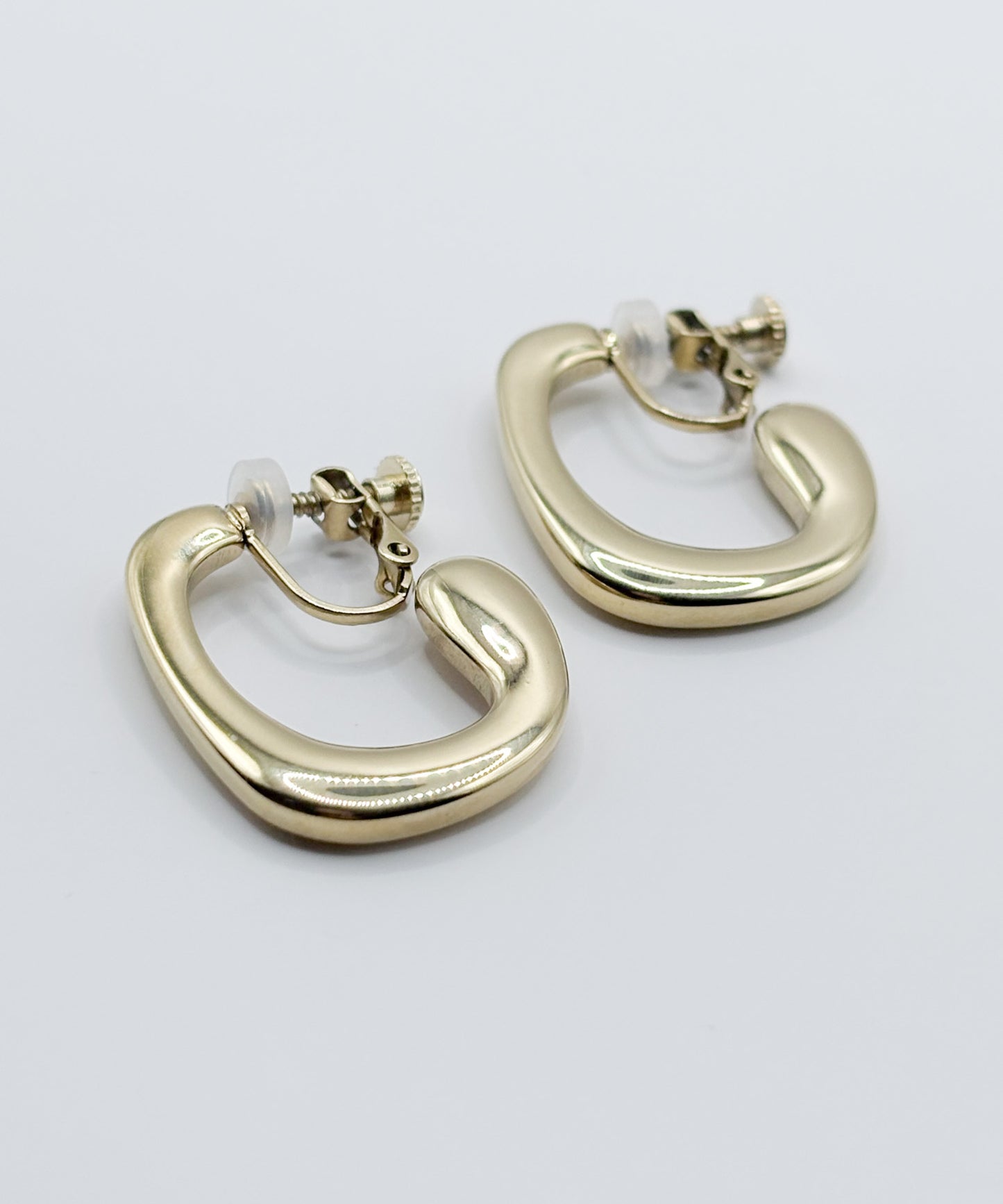 ラウンドネスカーブイヤリング【Gold】