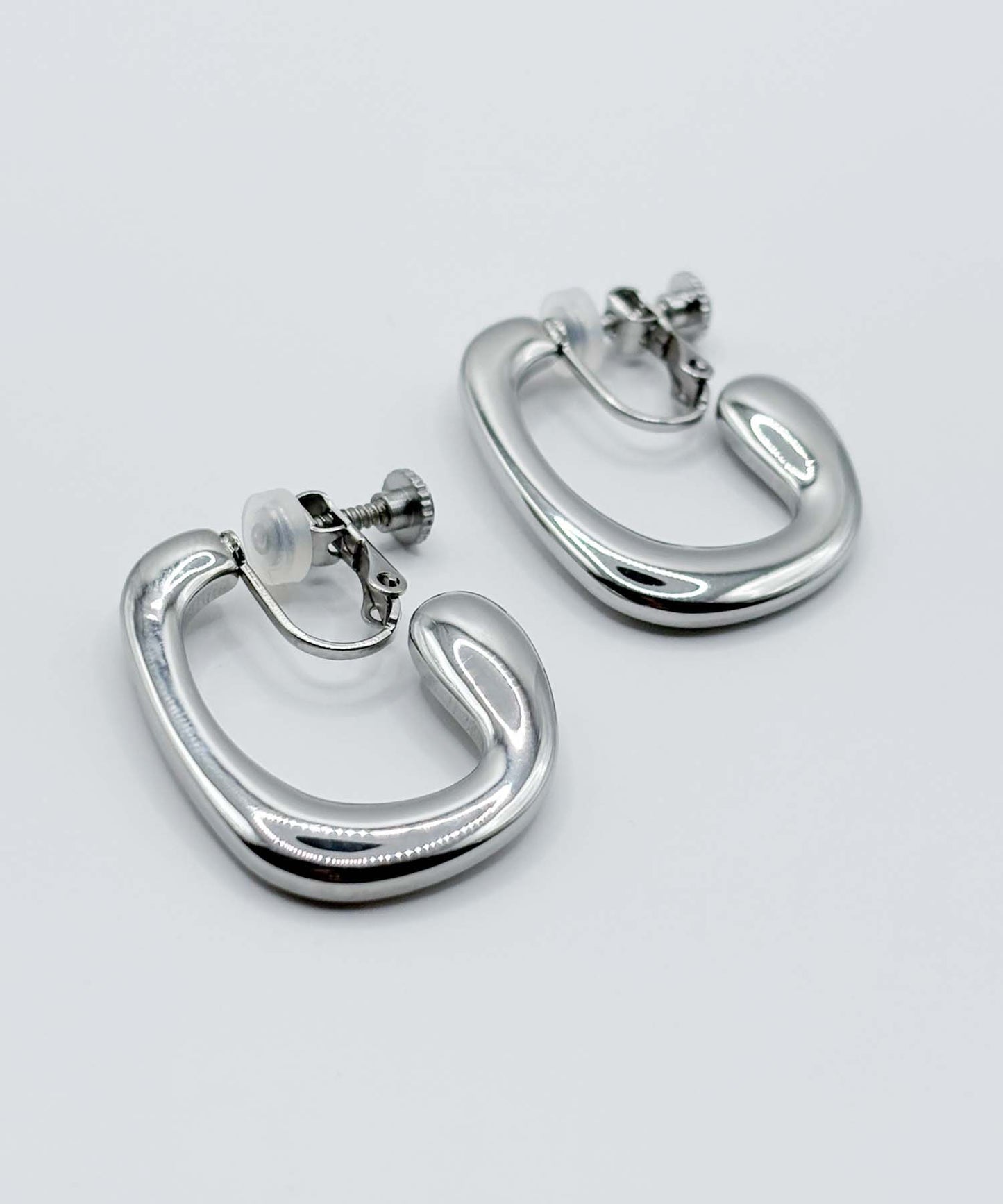 ラウンドネスカーブイヤリング【Silver】