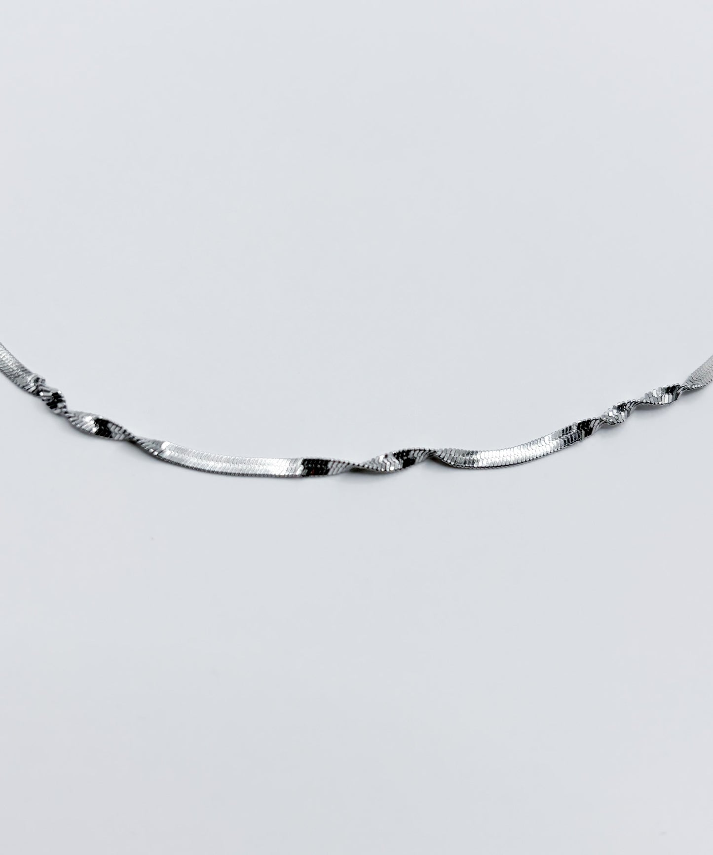 スペーシングツイストチェーンネックレス【Silver】