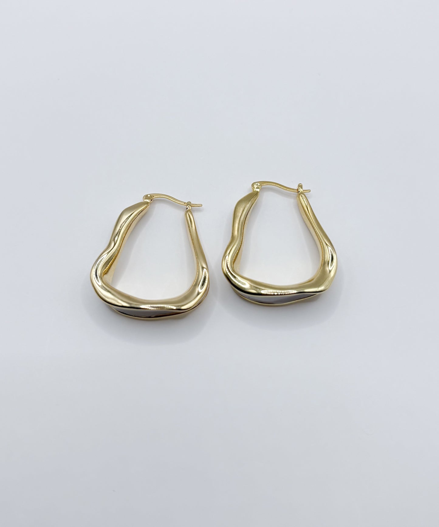 カラーラインワープドピアス			【Gold×White】