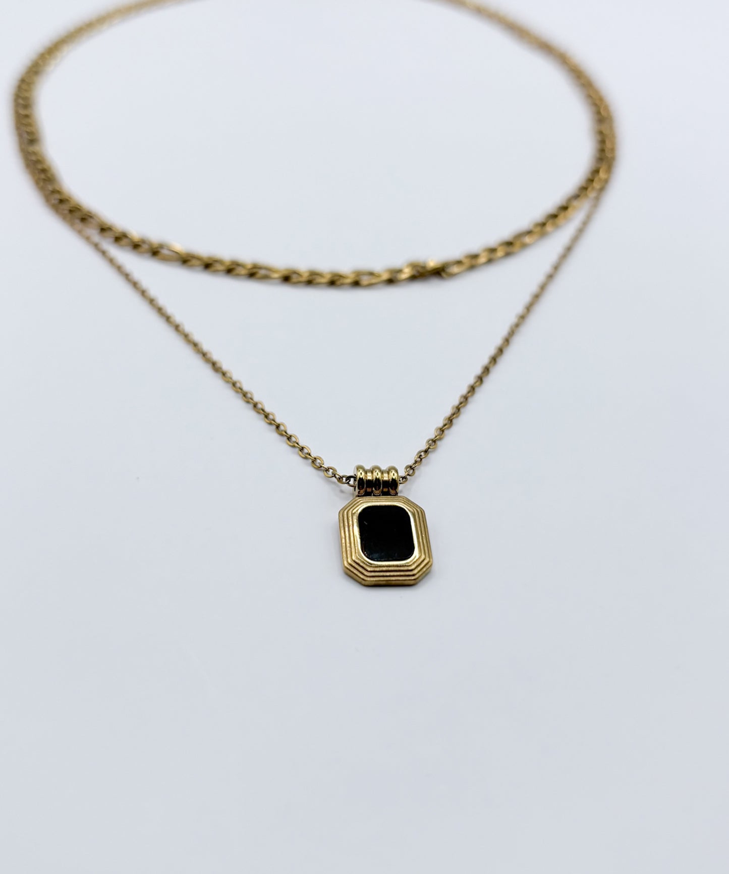 Blackストーンレイヤードネックレス【Gold×Black】