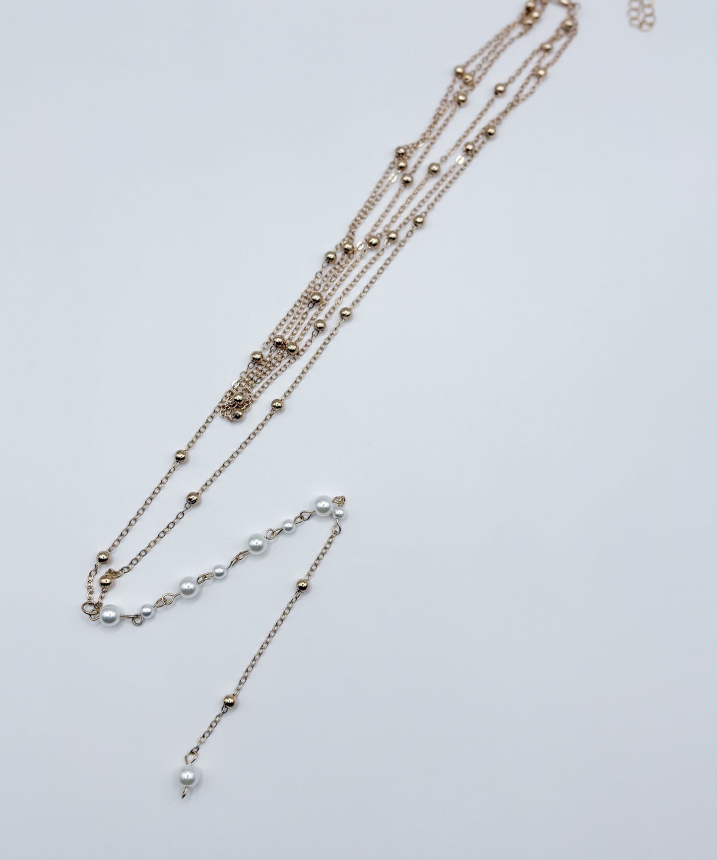 パールボール3連Y字ネックレス【Gold】