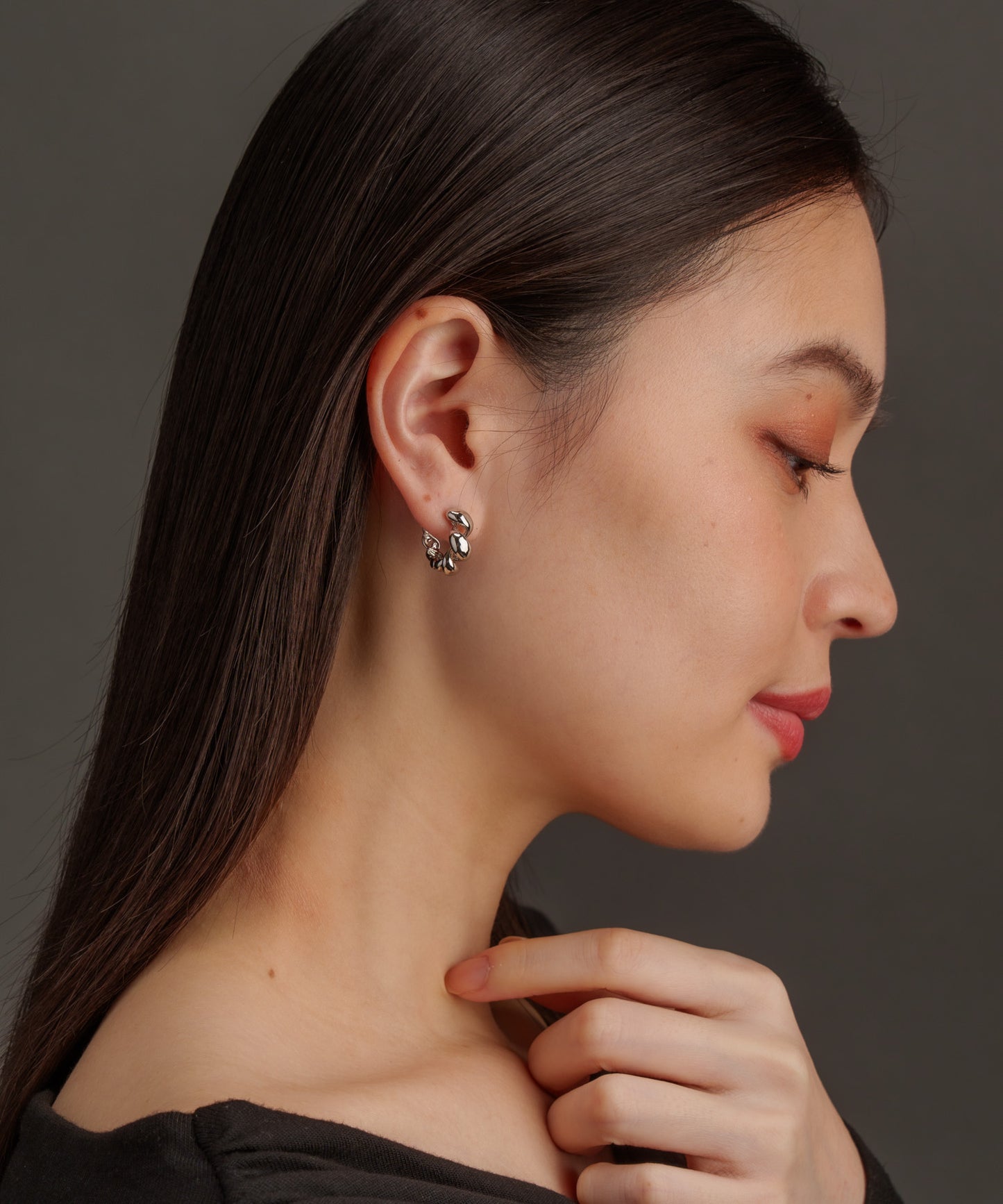 スカルプチュラルコイルピアス【Silver】