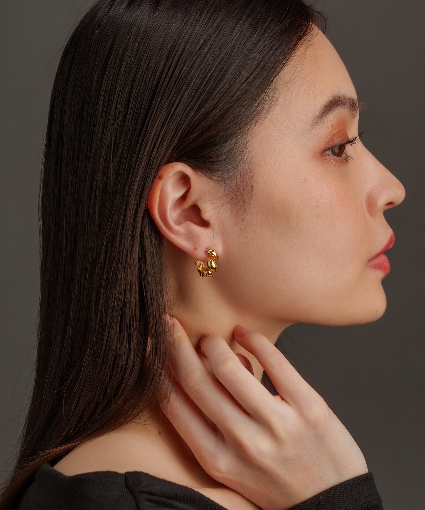 スカルプチュラルコイルピアス【Gold】