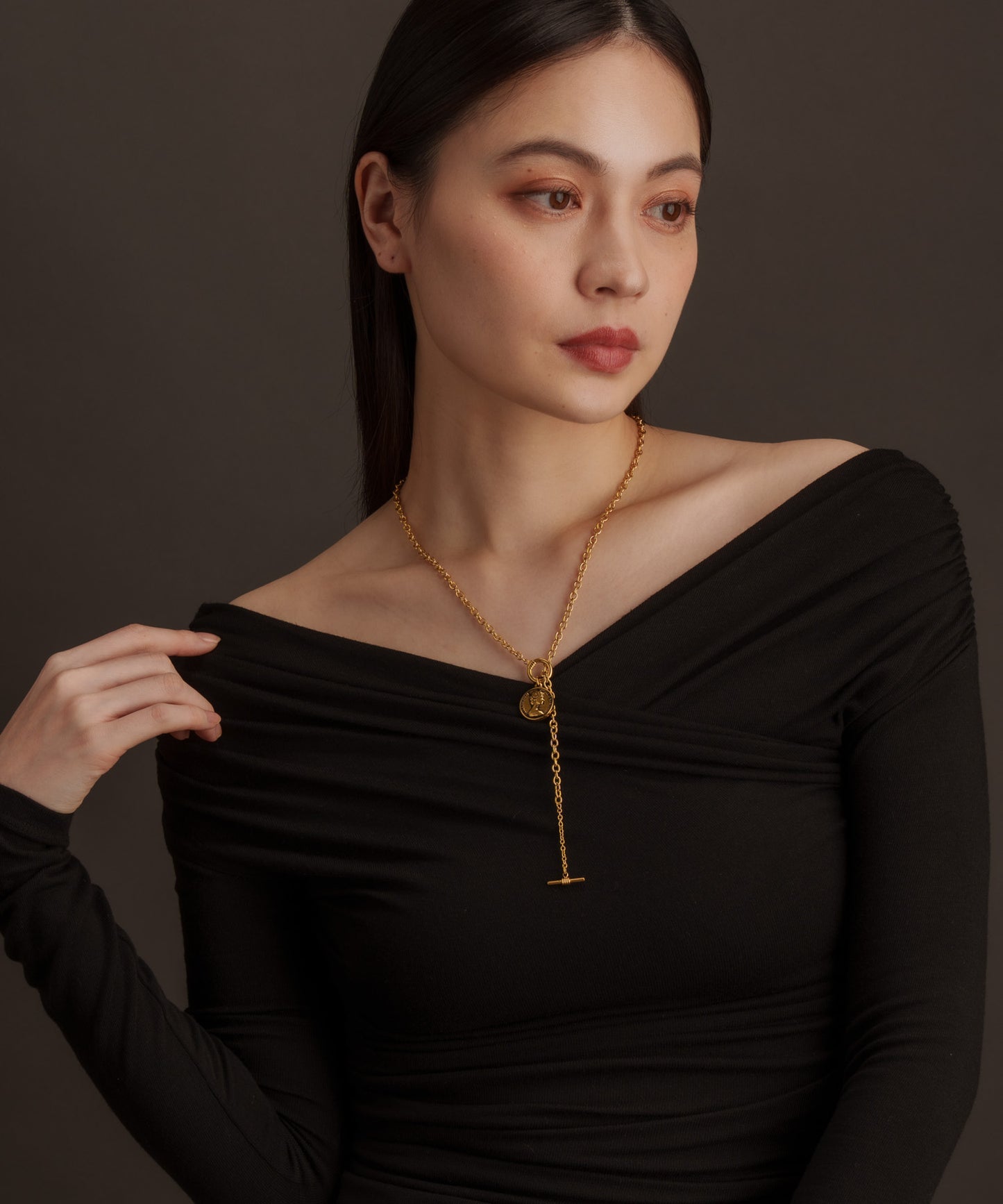 コインモチーフY字ネックレス【Gold】