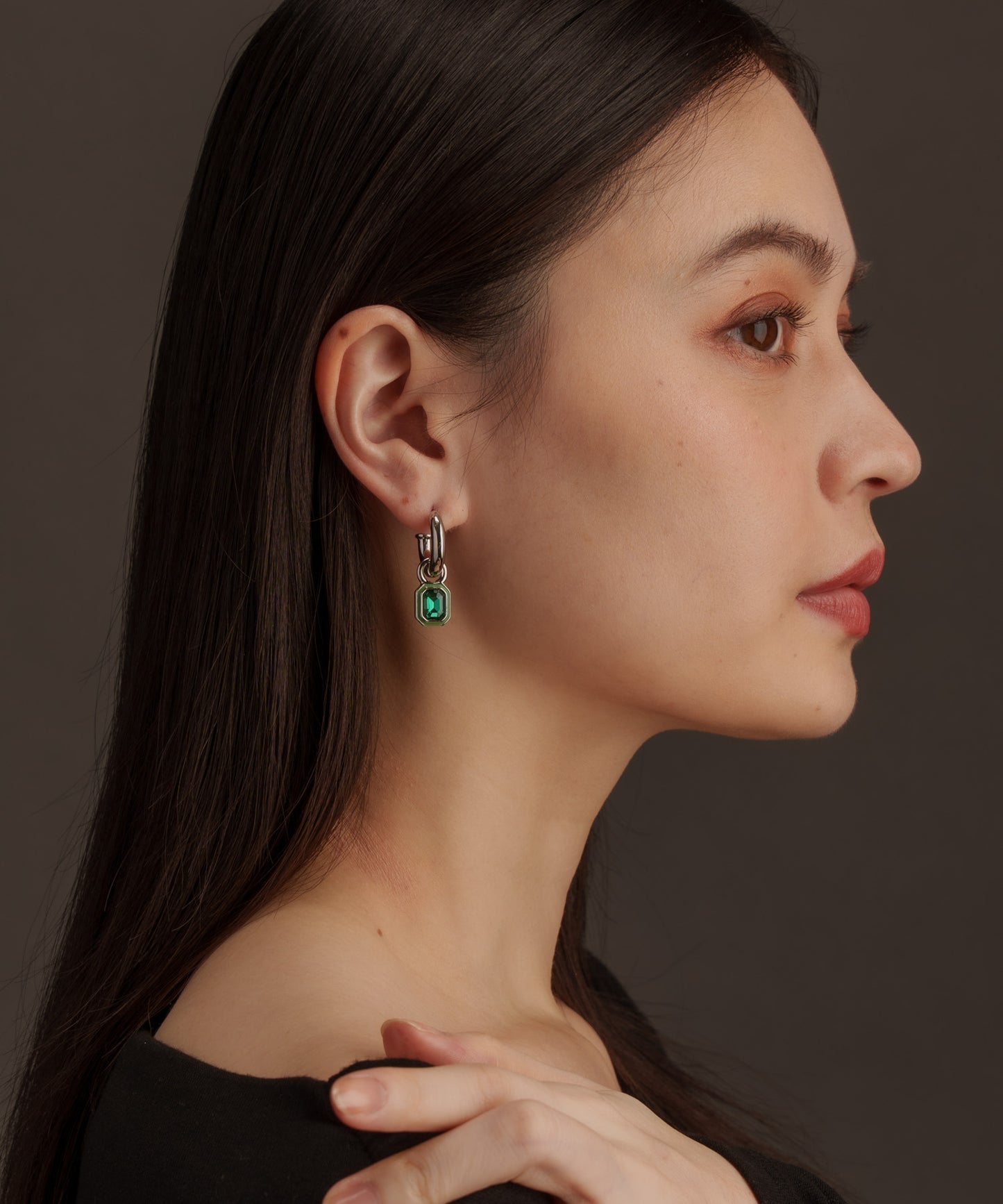 スクエアストーンヴィンテージピアス	【Silver×Green】