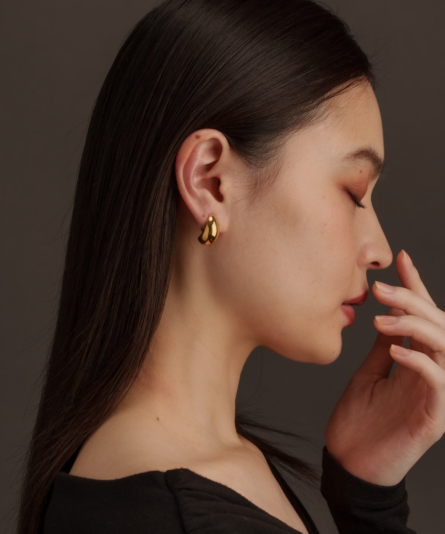 ボリュームティアドロップイヤリング【Gold】