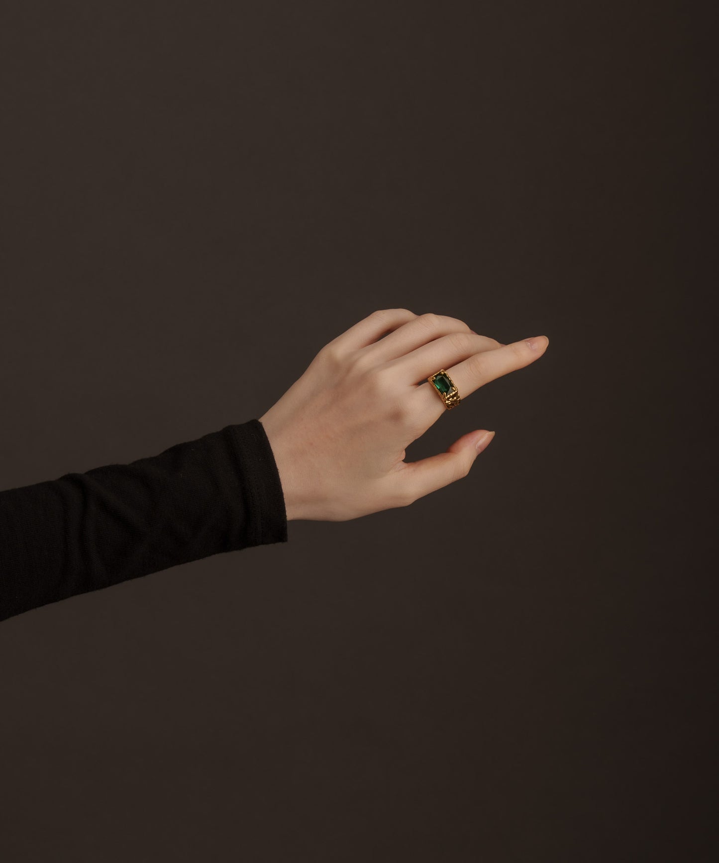 スクエアストーンヴィンテージリング	【Gold×Green】