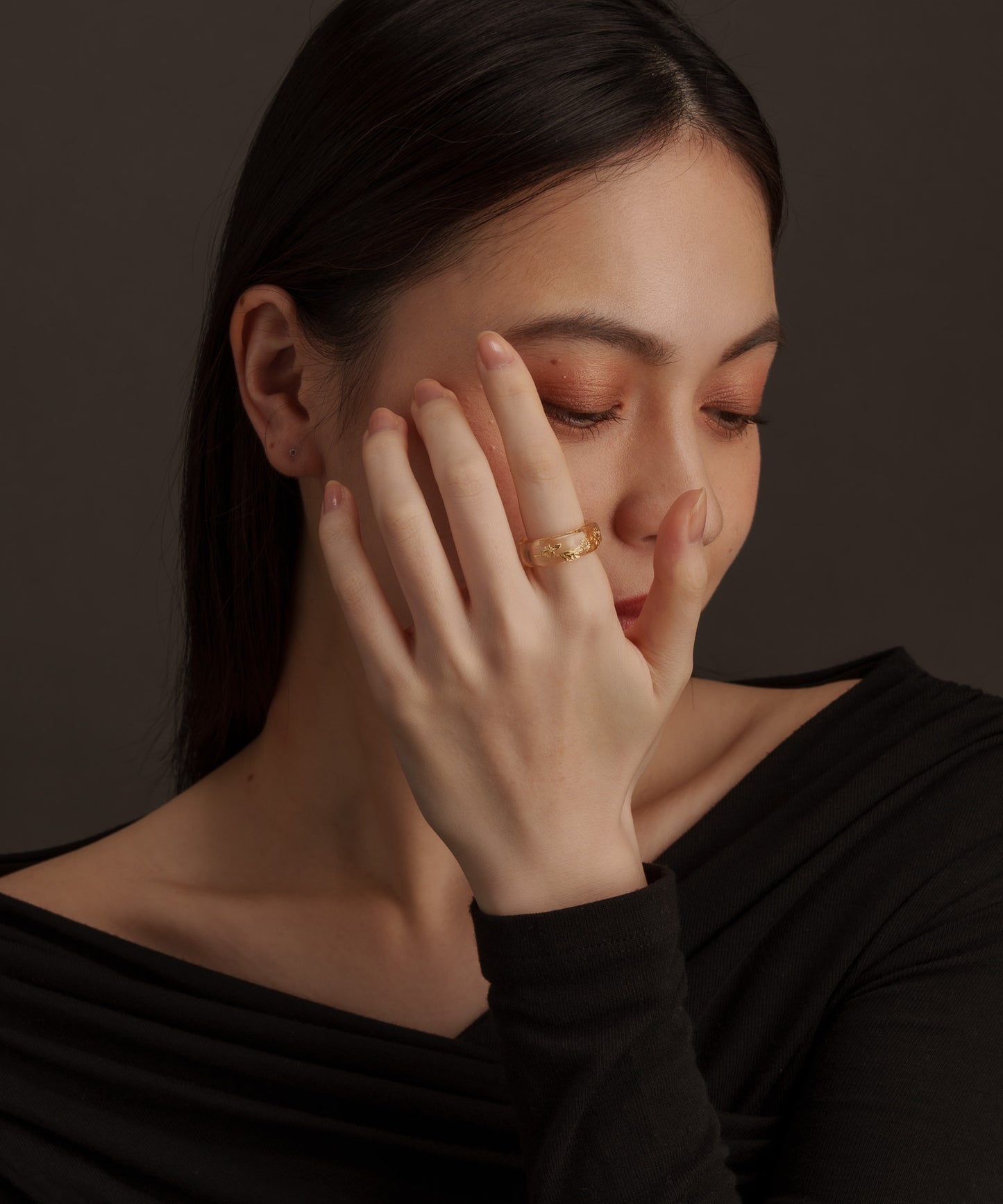 フラワー樹脂リング【Gold】