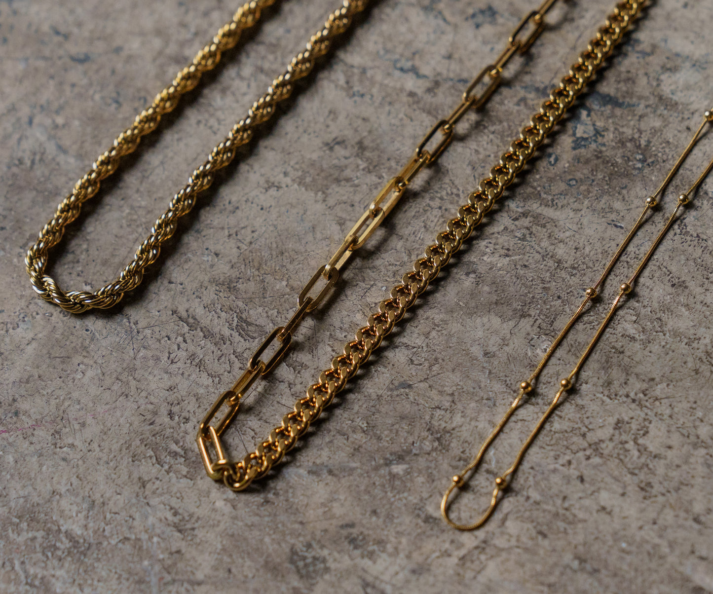 インターバルボールネックレス【Gold】