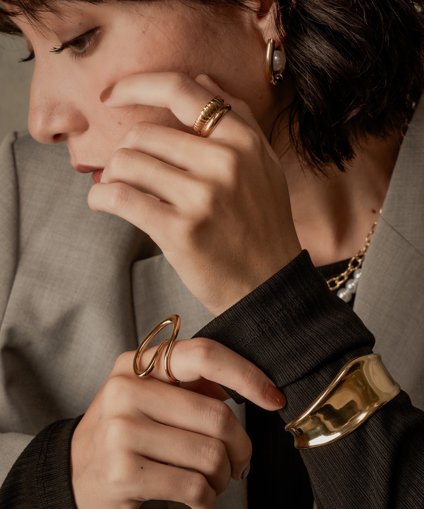 サークルセンターパールピアス【Gold】