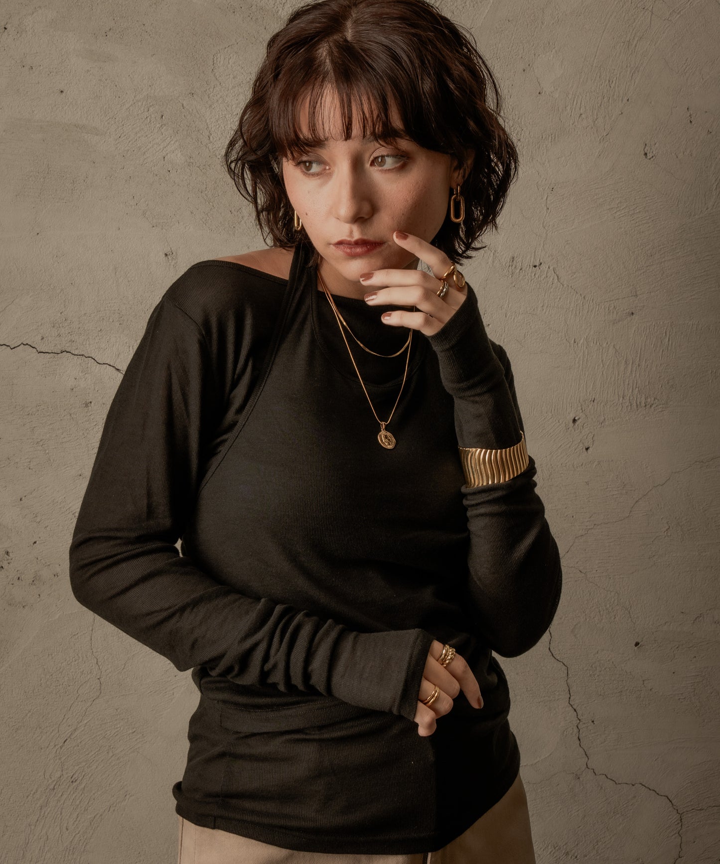 ウェービングボリュームバングル【Gold】