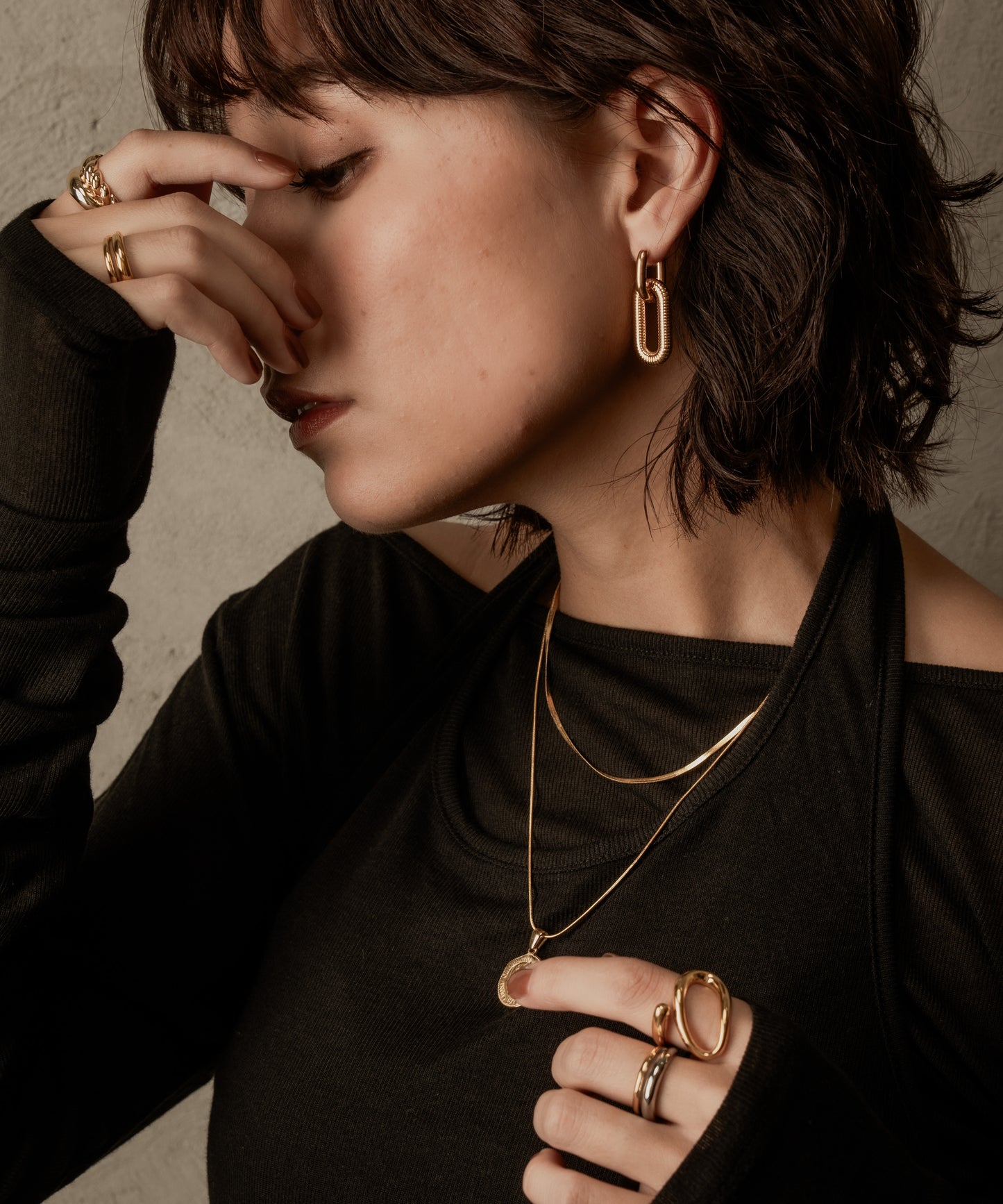 オーバルコイル風ピアス【Gold】