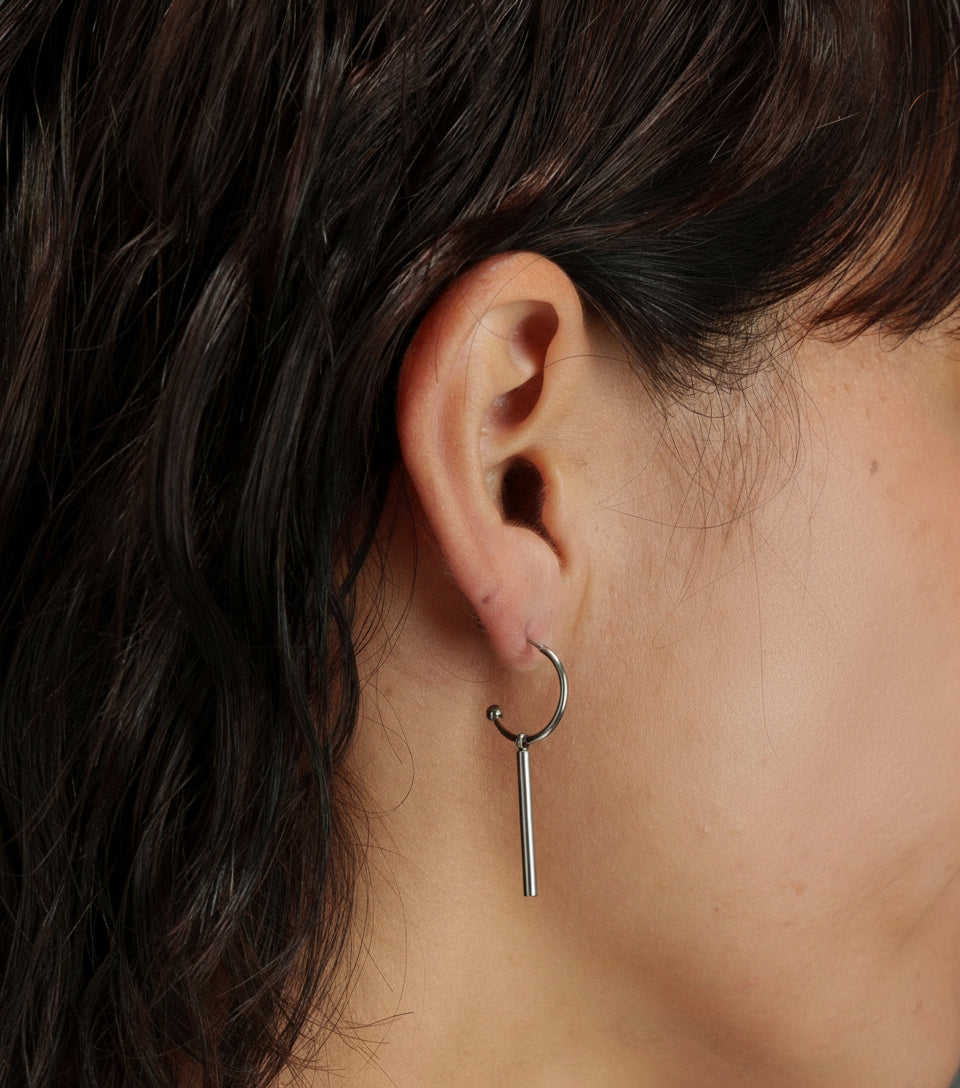 スウェイスティックピアス【Silver】