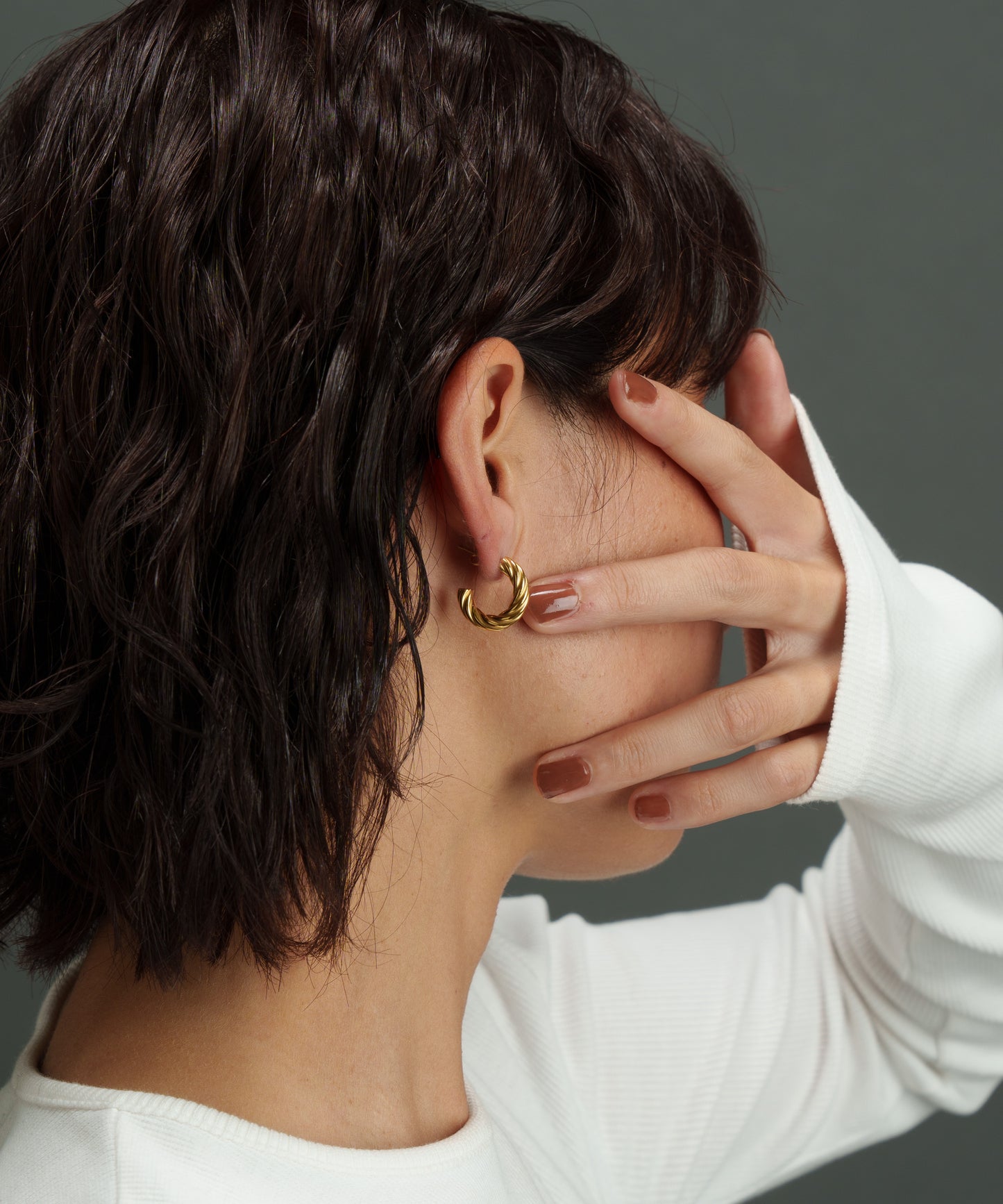 型押しラインスモールピアス【Gold】