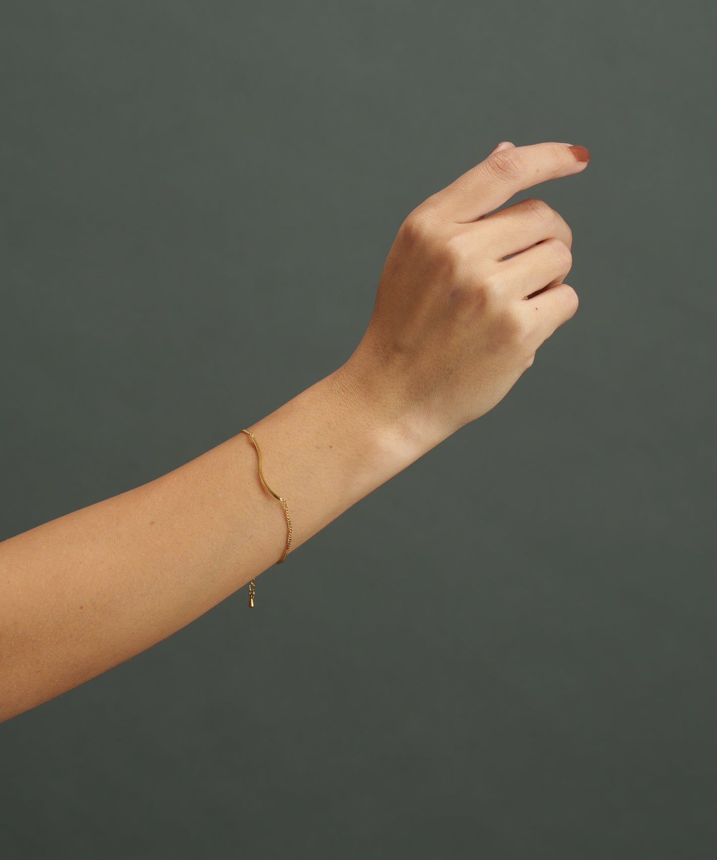 ウェーブモチーフブレスレット【Gold】