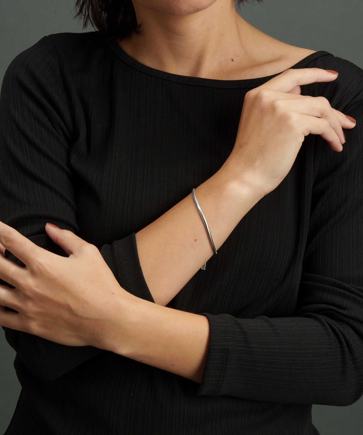 ベーシックスネークチェーンブレスレット【Silver】