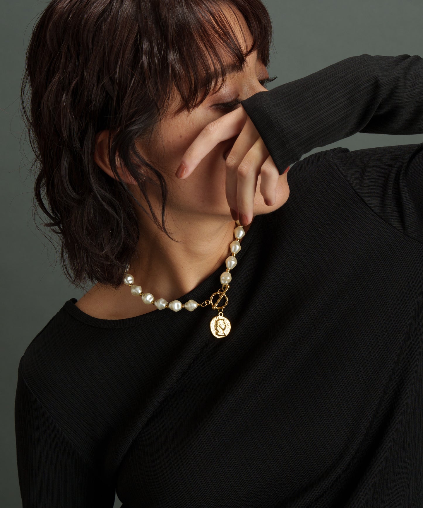 パールライクコインマンテルネックレス【Gold】