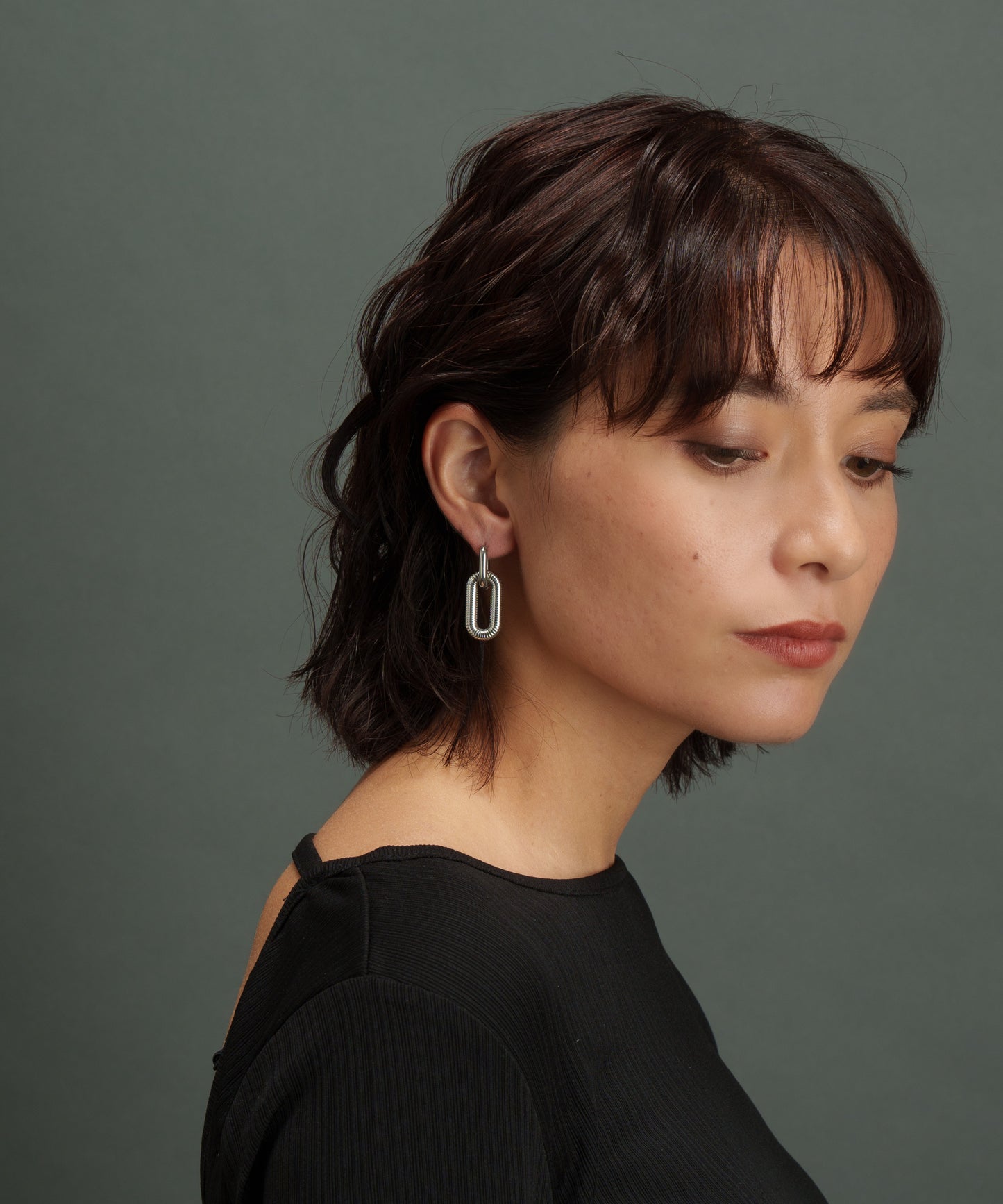 オーバルコイル風ピアス【Silver】