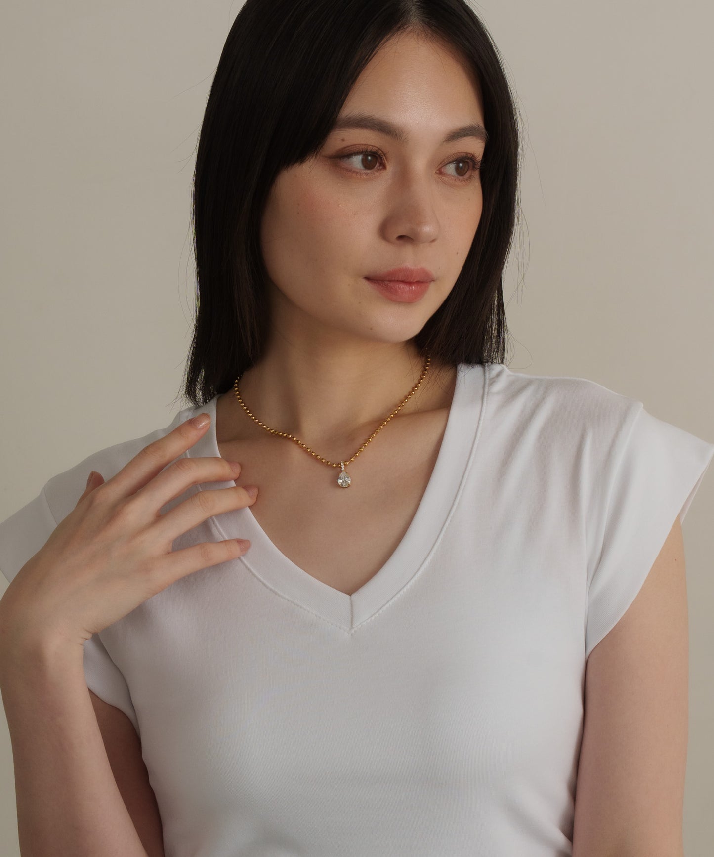 ボールチェーンティアドロップネックレス【Gold×Clear】