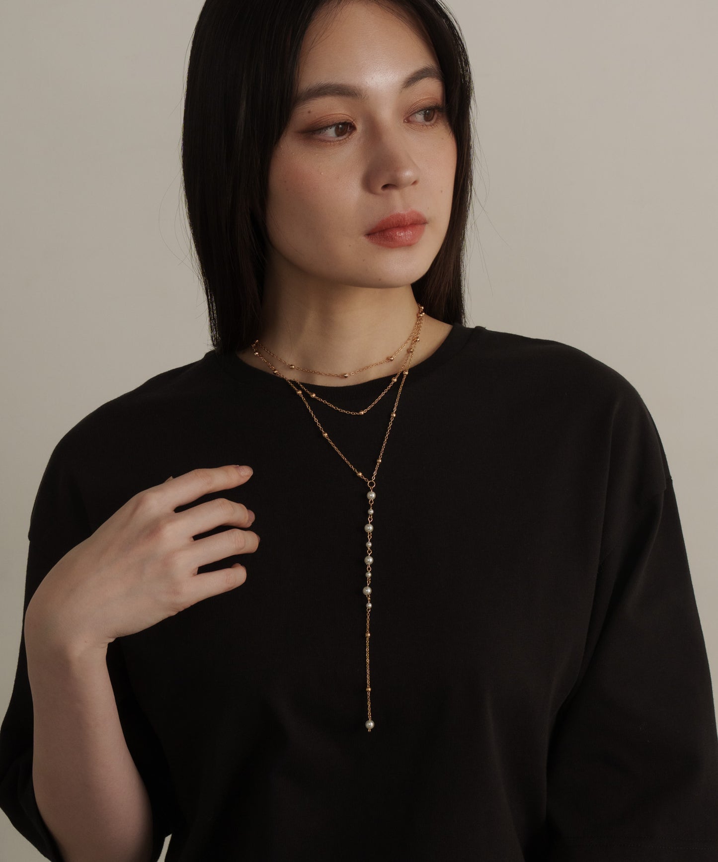 パールボール3連Y字ネックレス【Gold】