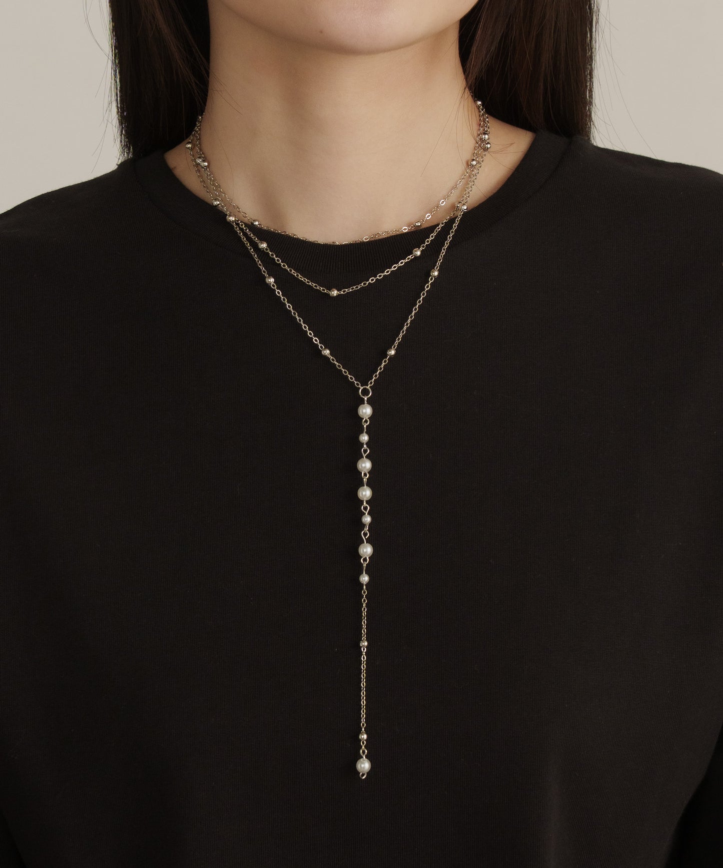 パールボール3連Y字ネックレス【Silver】