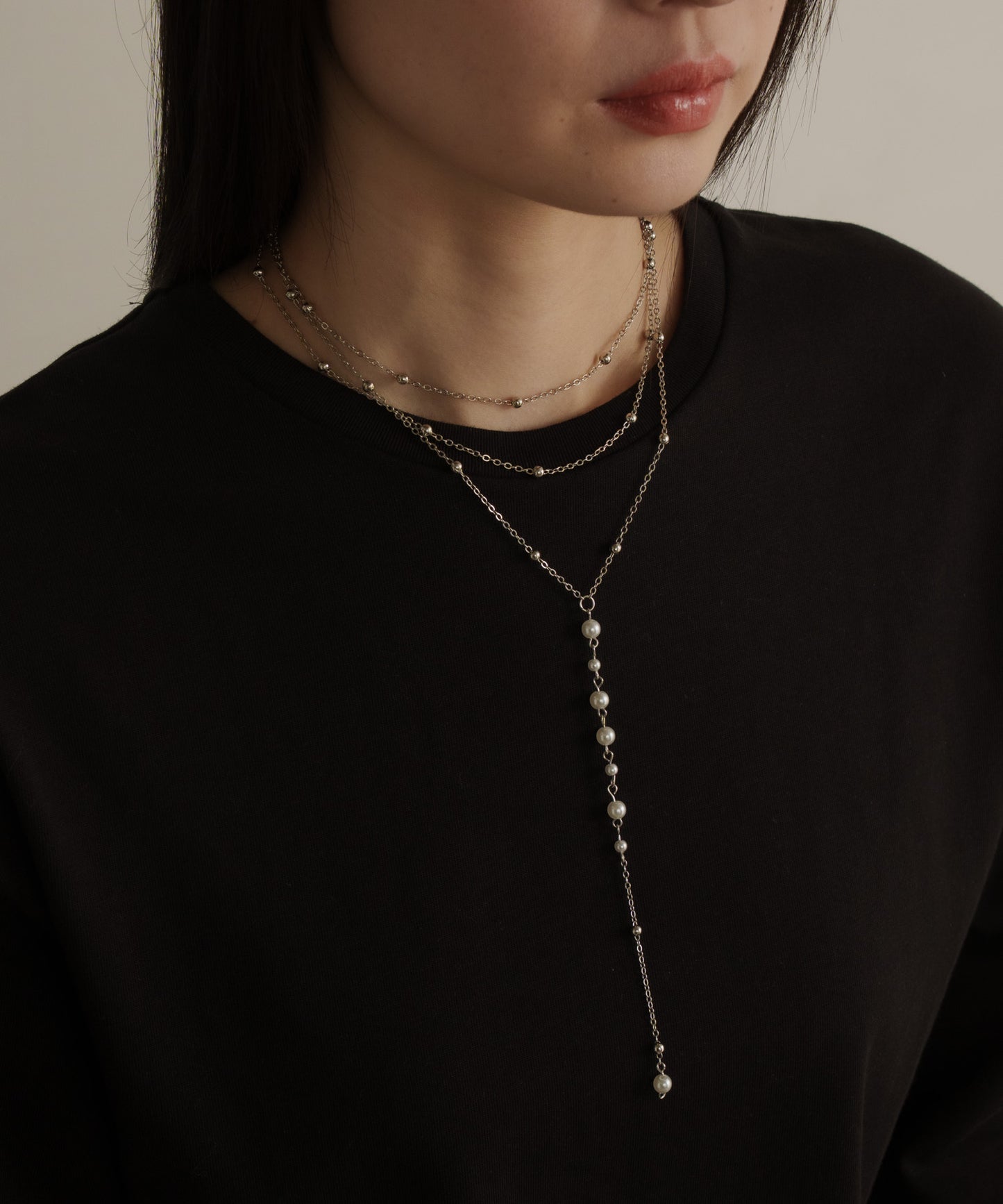 パールボール3連Y字ネックレス【Silver】