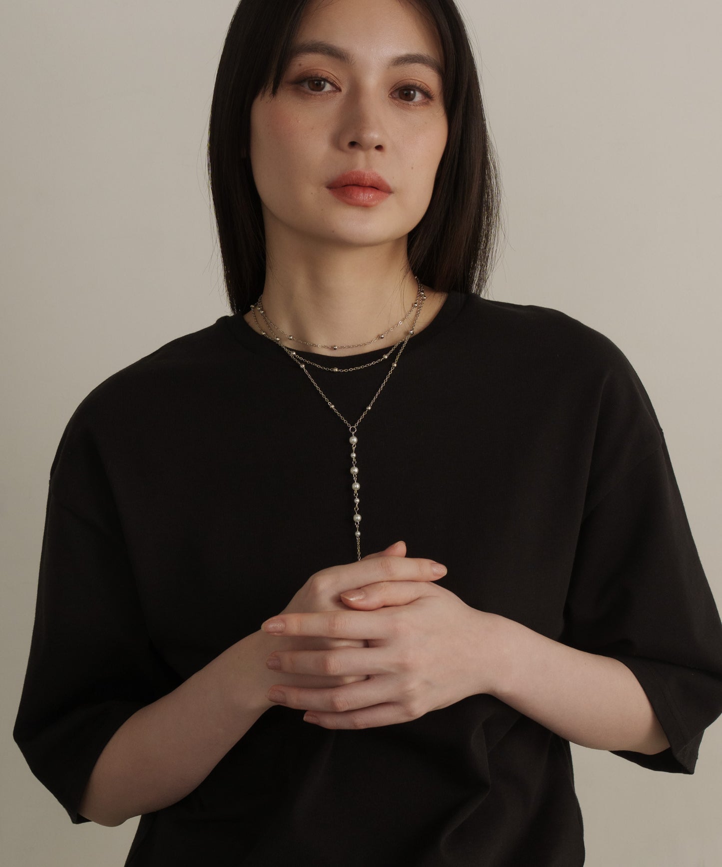 パールボール3連Y字ネックレス【Silver】