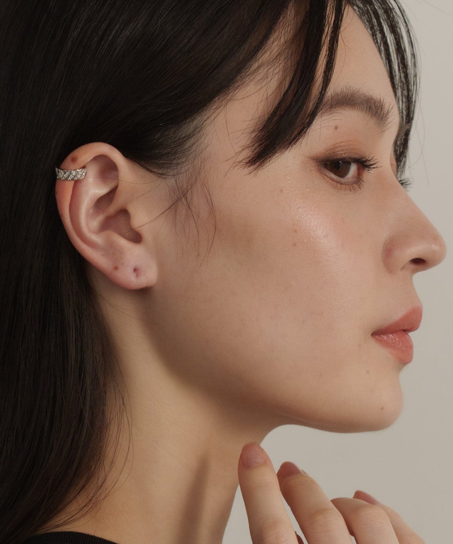 スランテッドラインストーンイヤーカフ【Silver】