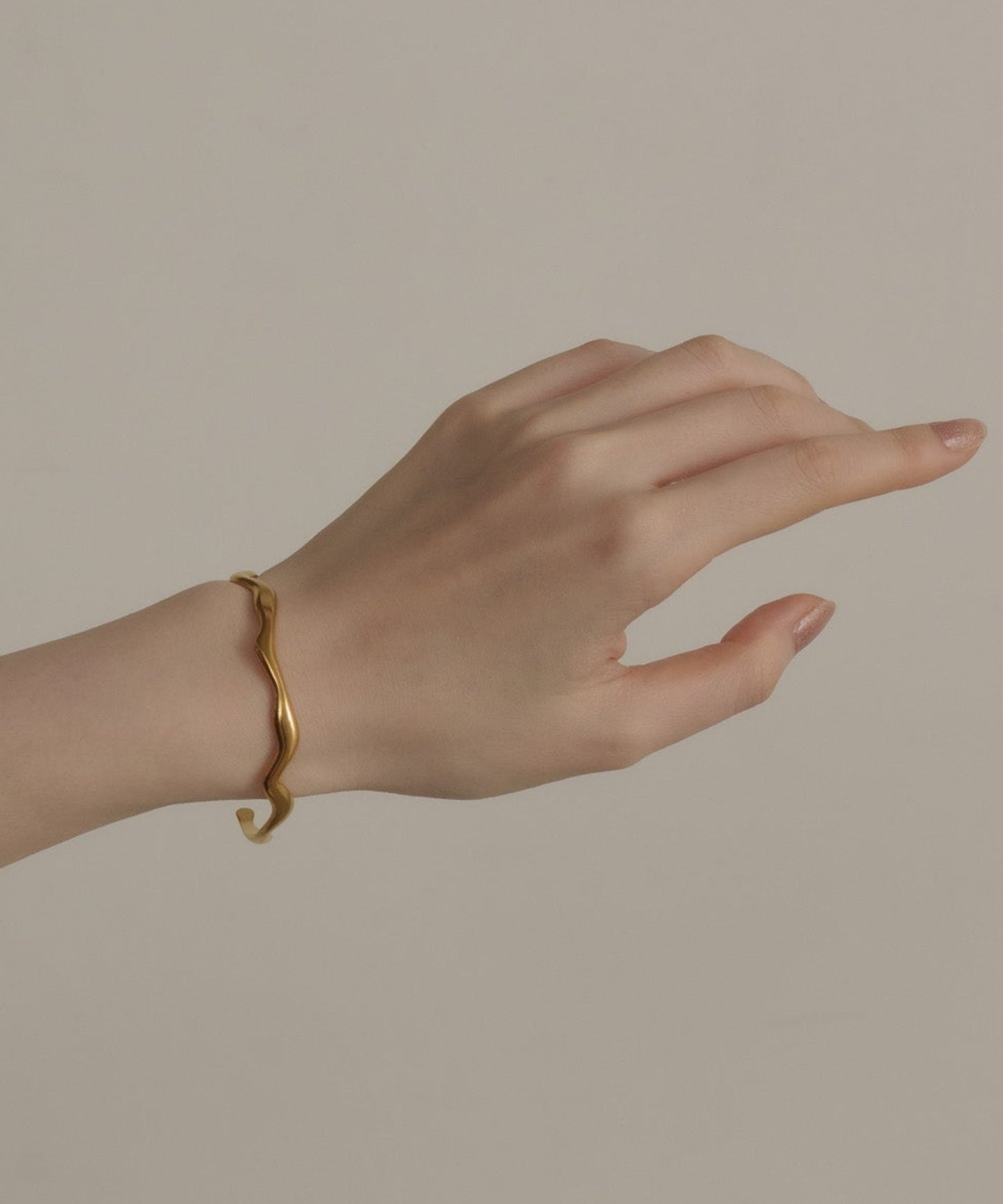 リップルナローバングル【Gold】