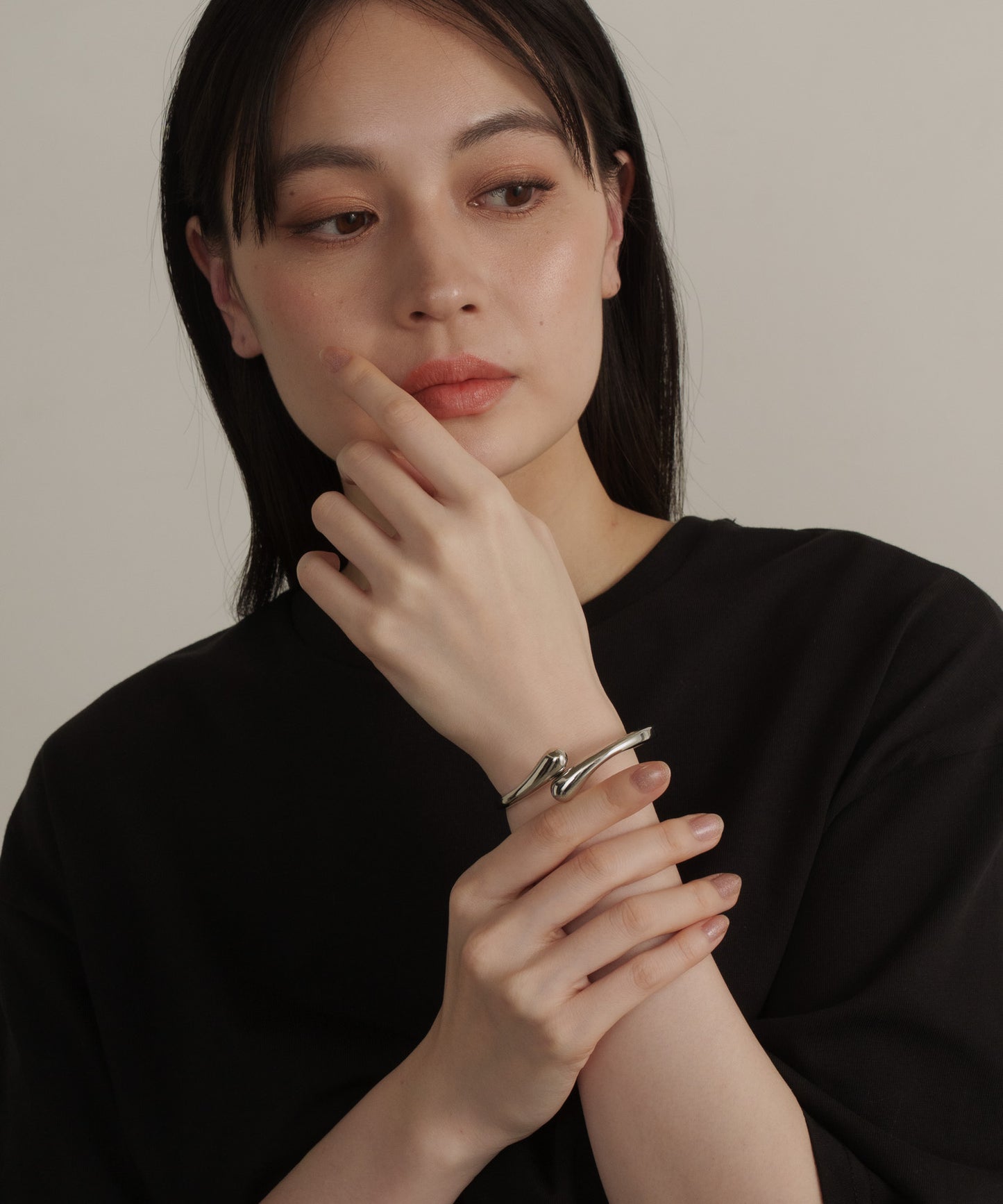 ホールドリストバングル【Silver】