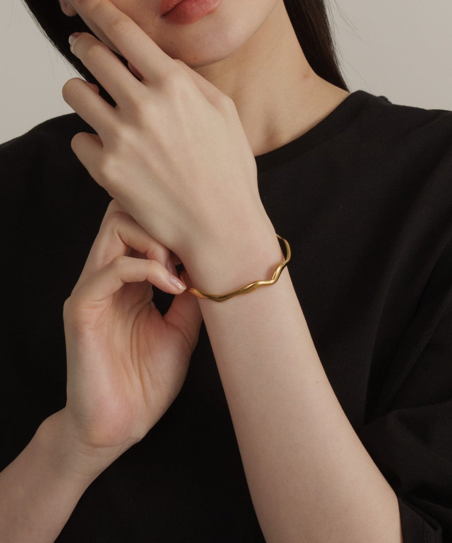 リップルナローバングル【Gold】