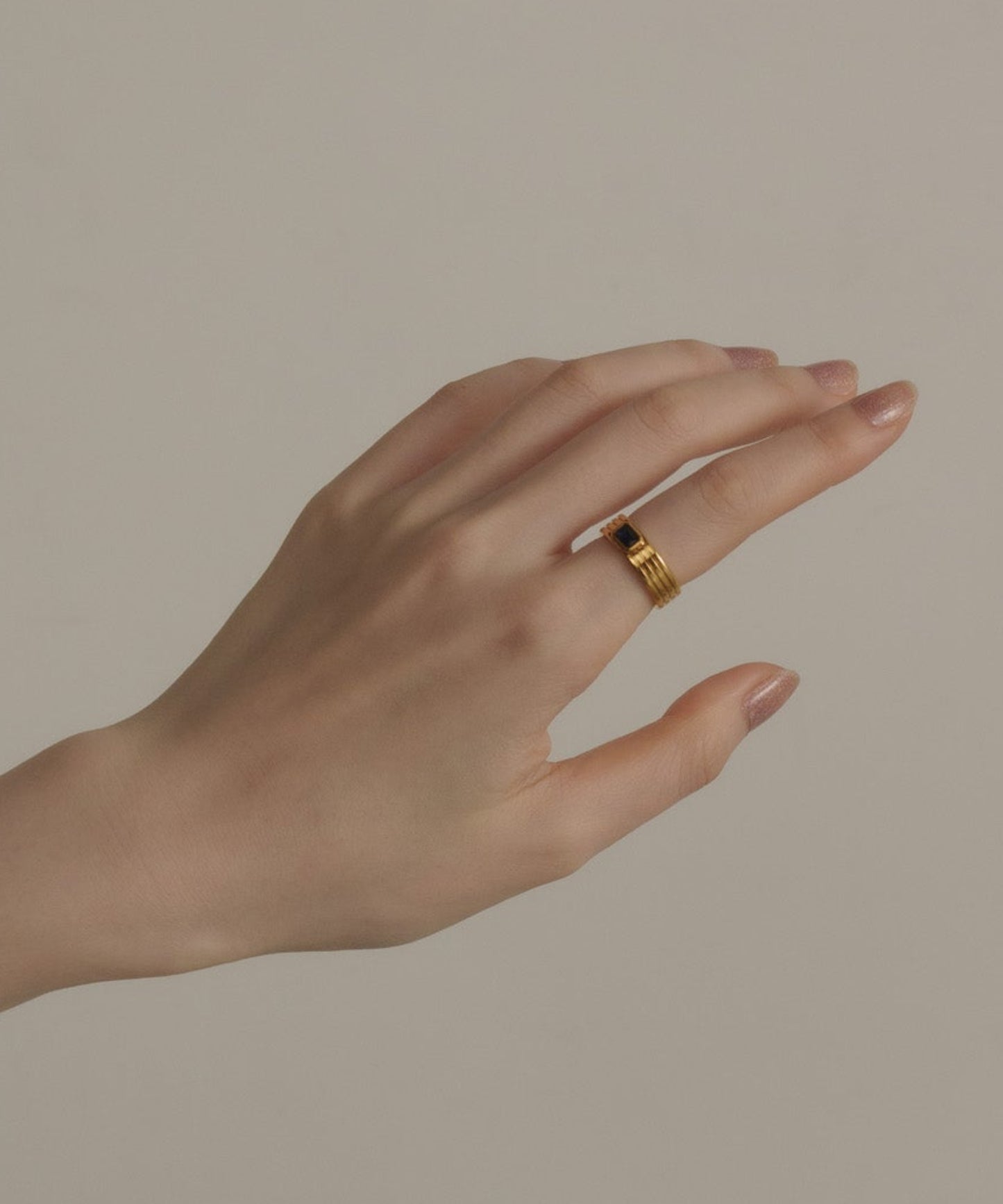 ストーンヴィンテージラインリング【Gold×Navy】