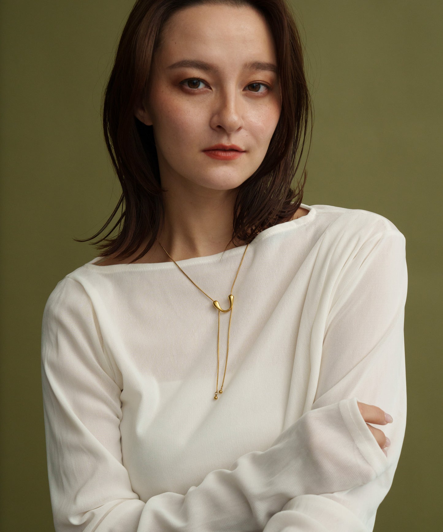 Uプレートループタイネックレス【Gold】