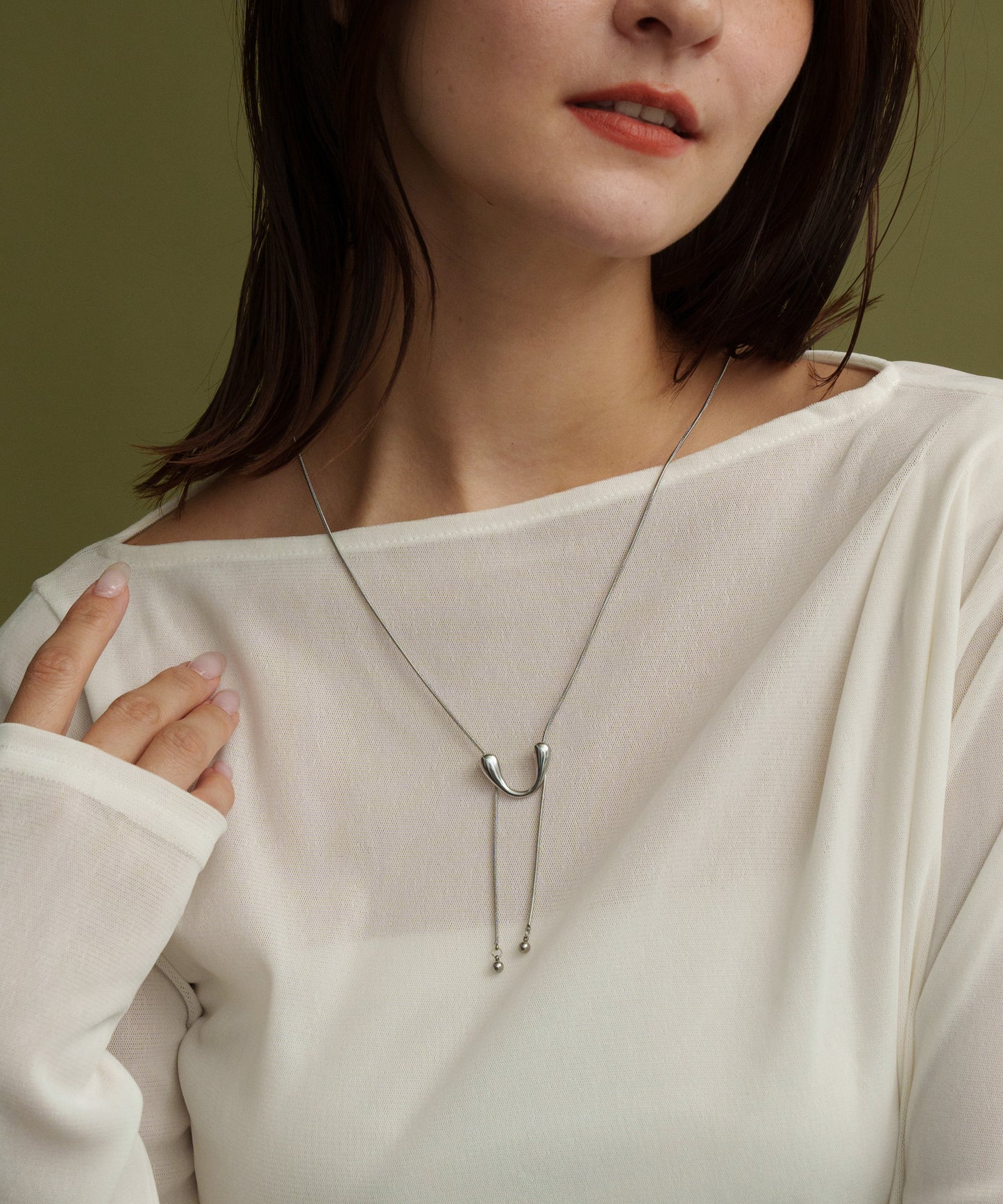 Uプレートループタイネックレス【Silver】