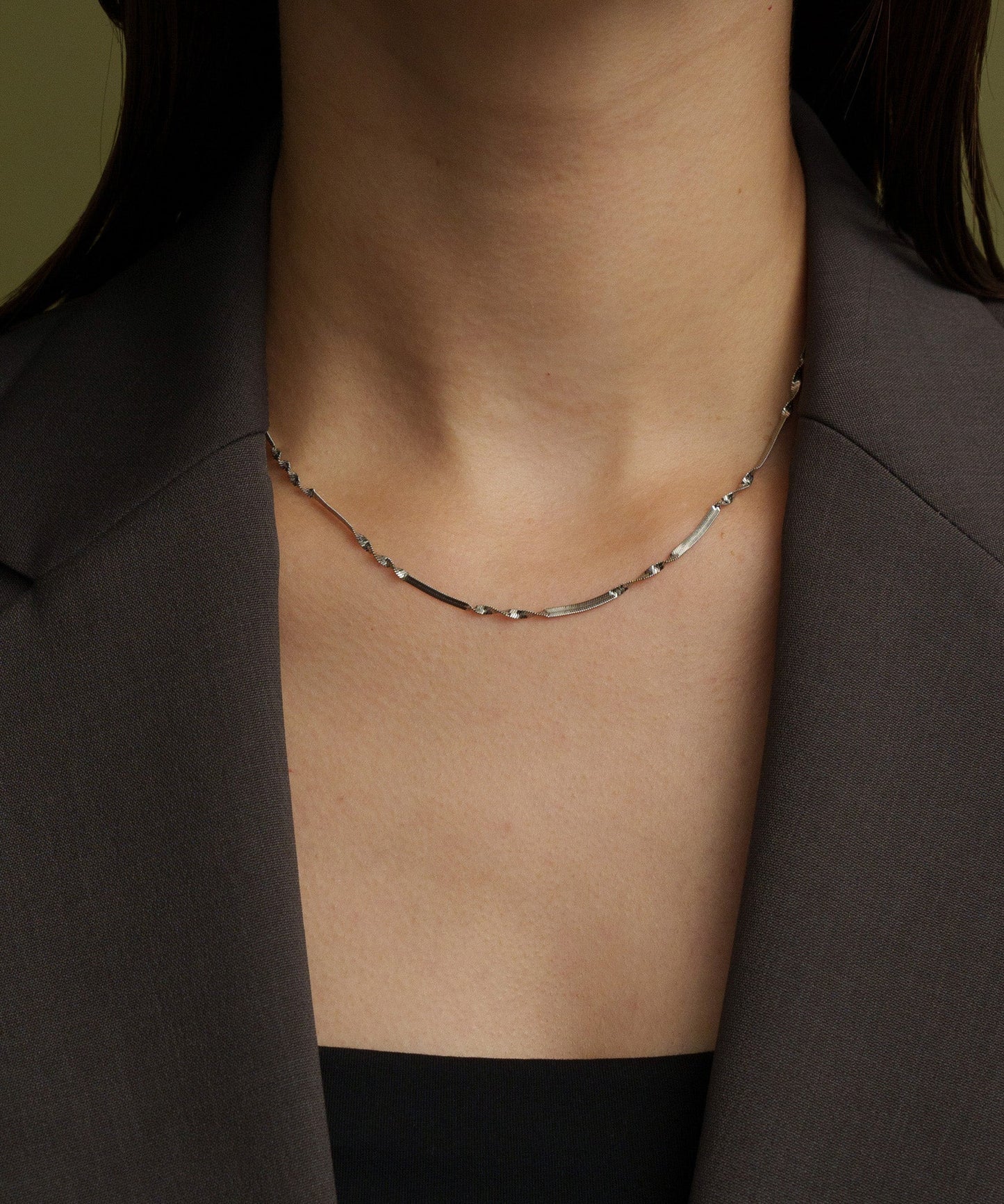 スペーシングツイストチェーンネックレス【Silver】