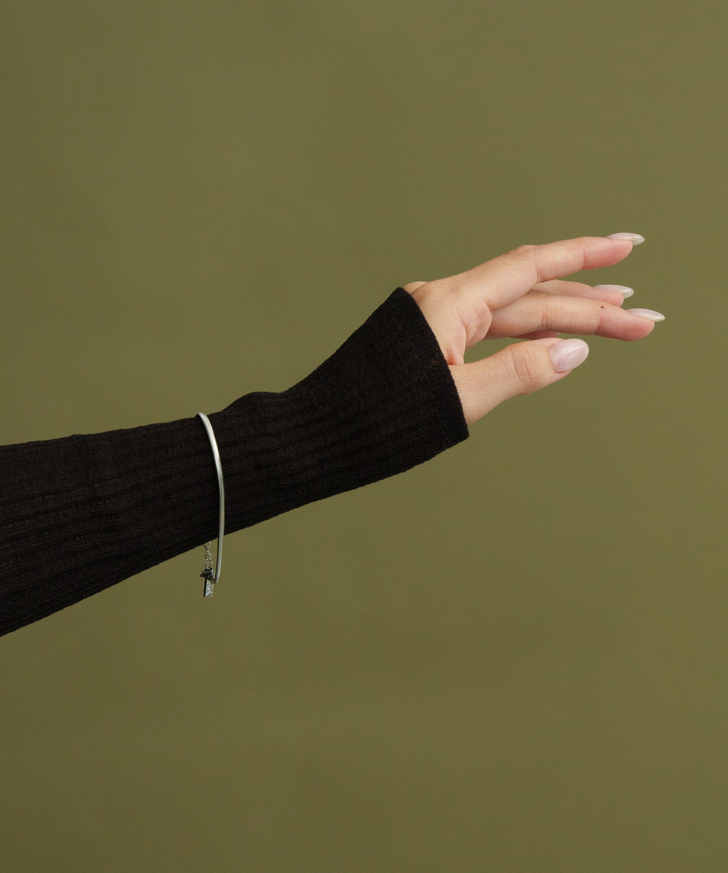 ベーシックスネークチェーンブレスレット【Silver】