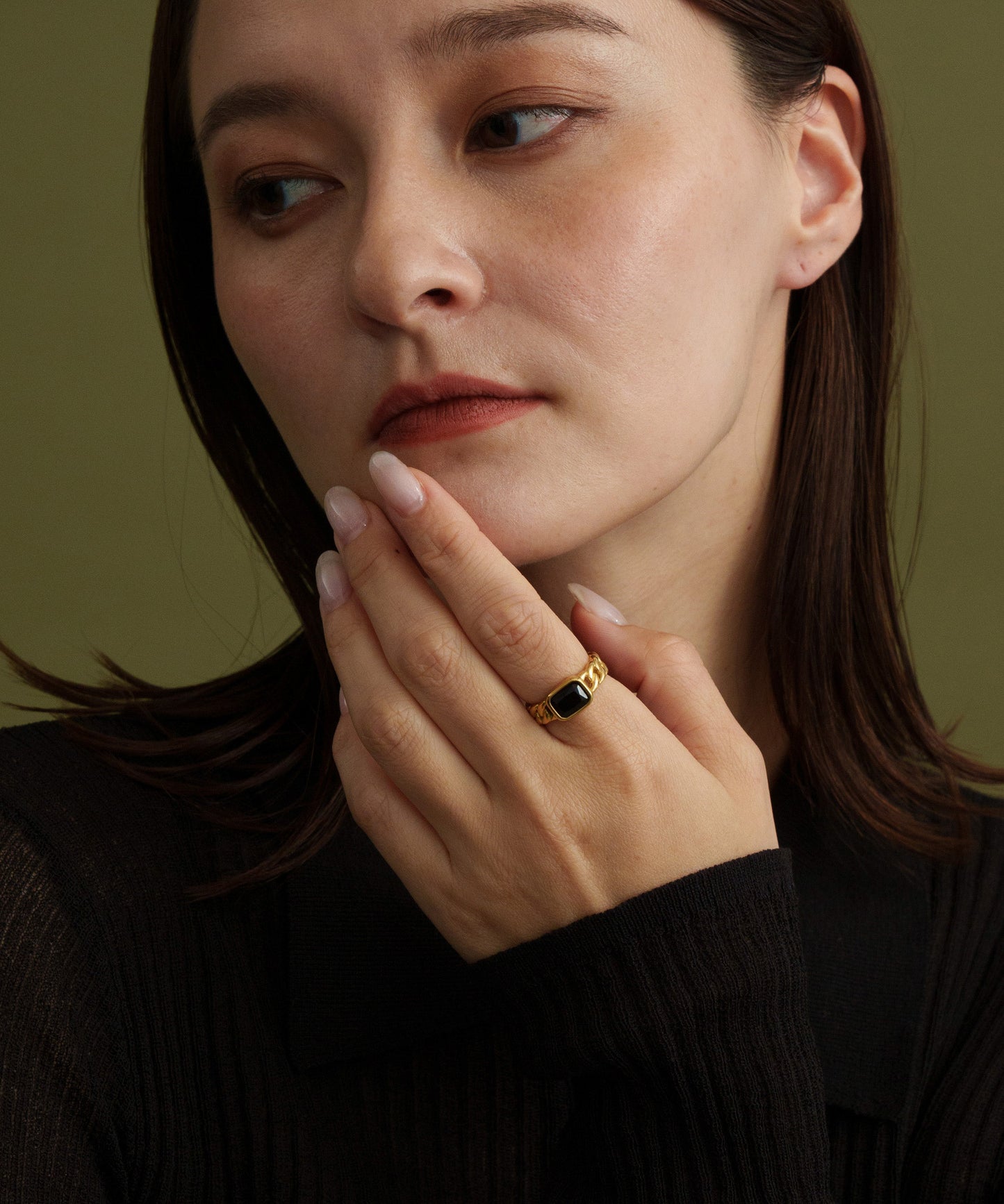 ブラックストーンチェーンリング【Gold】